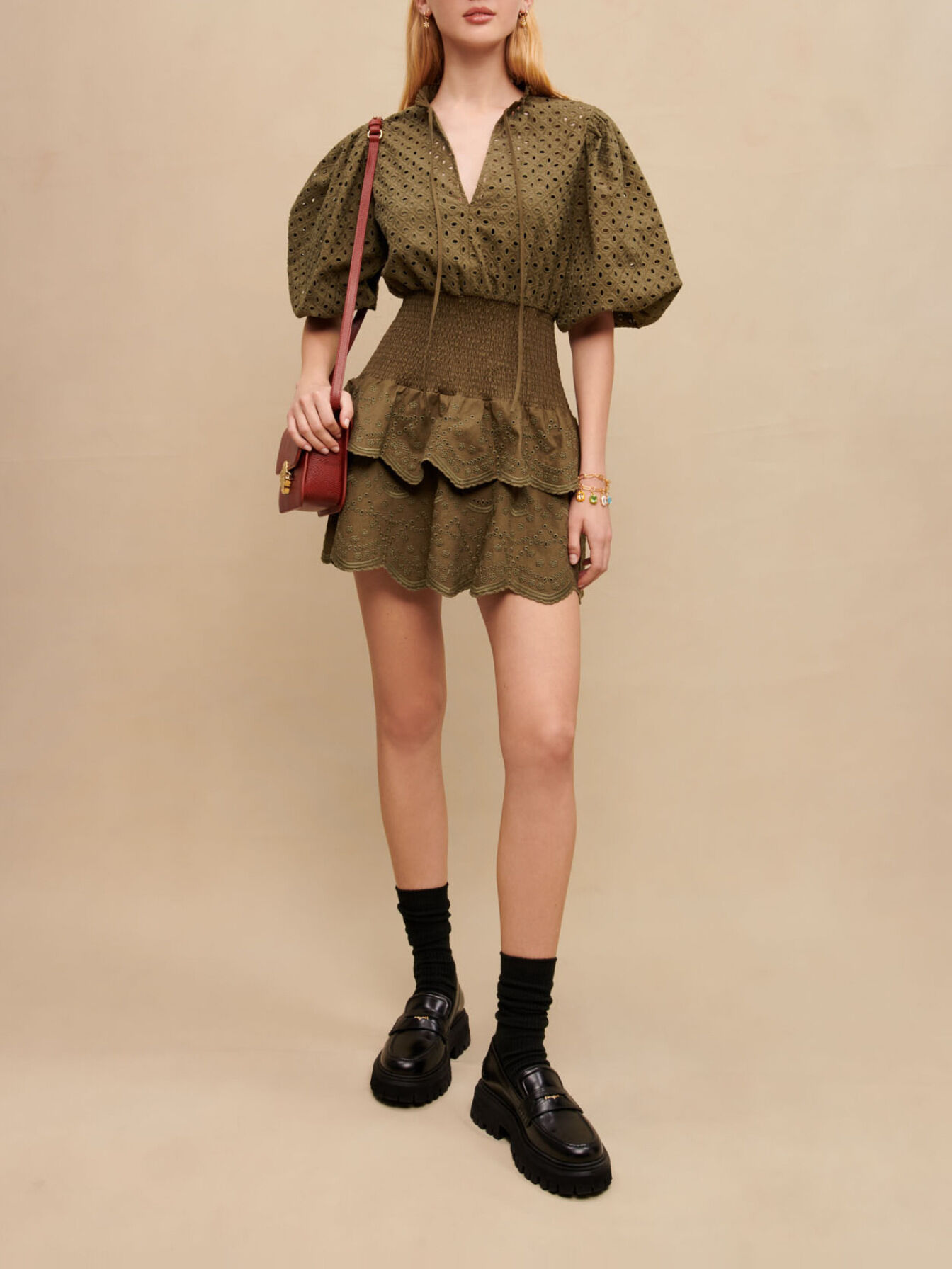 Robe courte broderies anglaises