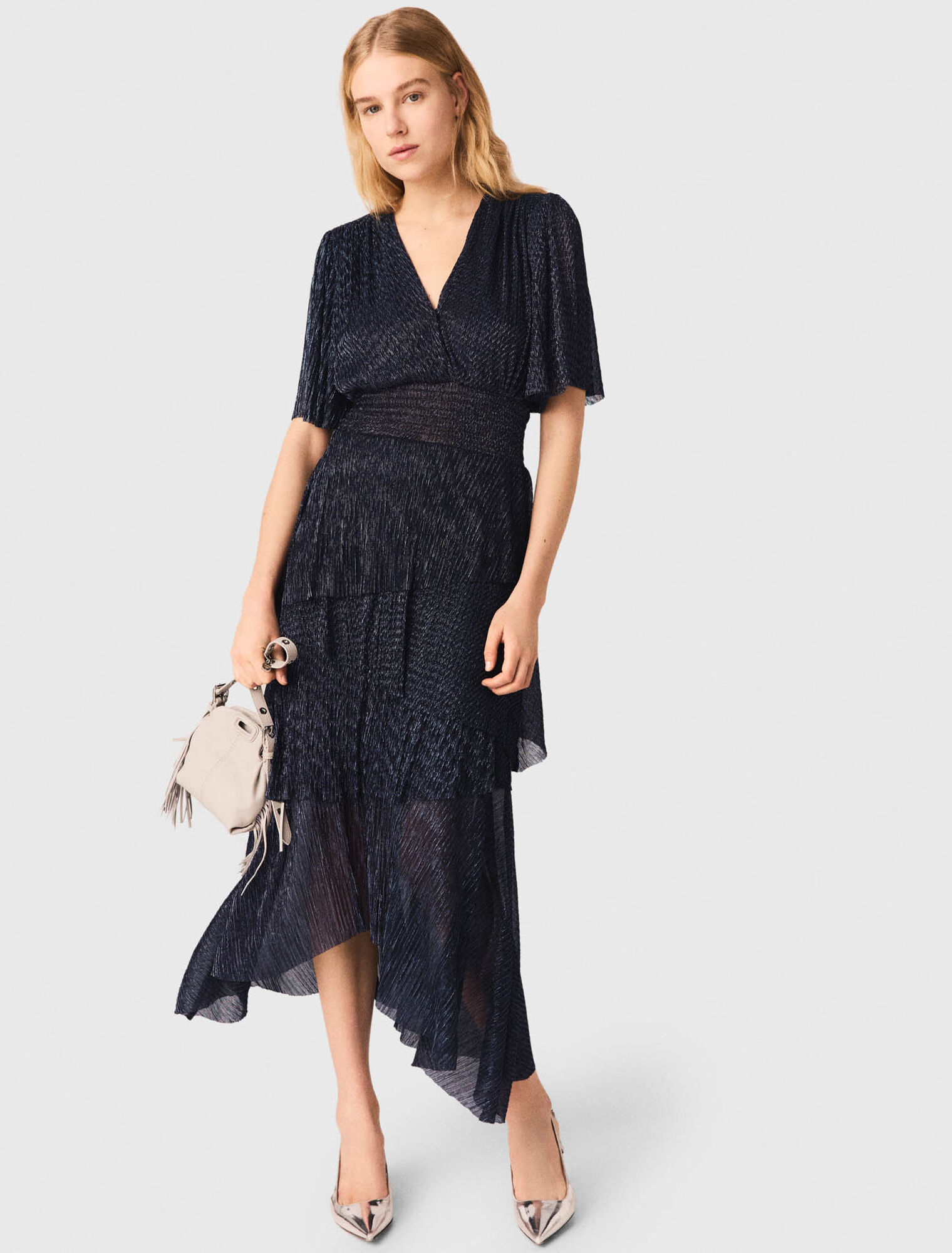Robe mi-longue &agrave; volants m&eacute;talis&eacute;e