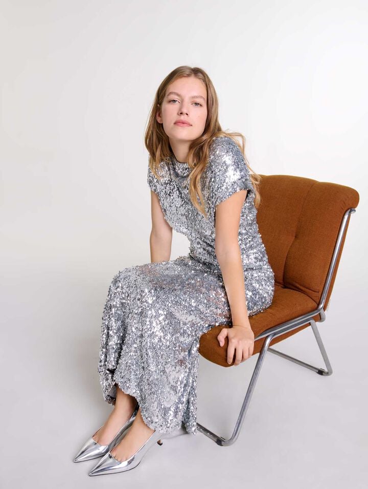 Robe longue en sequins