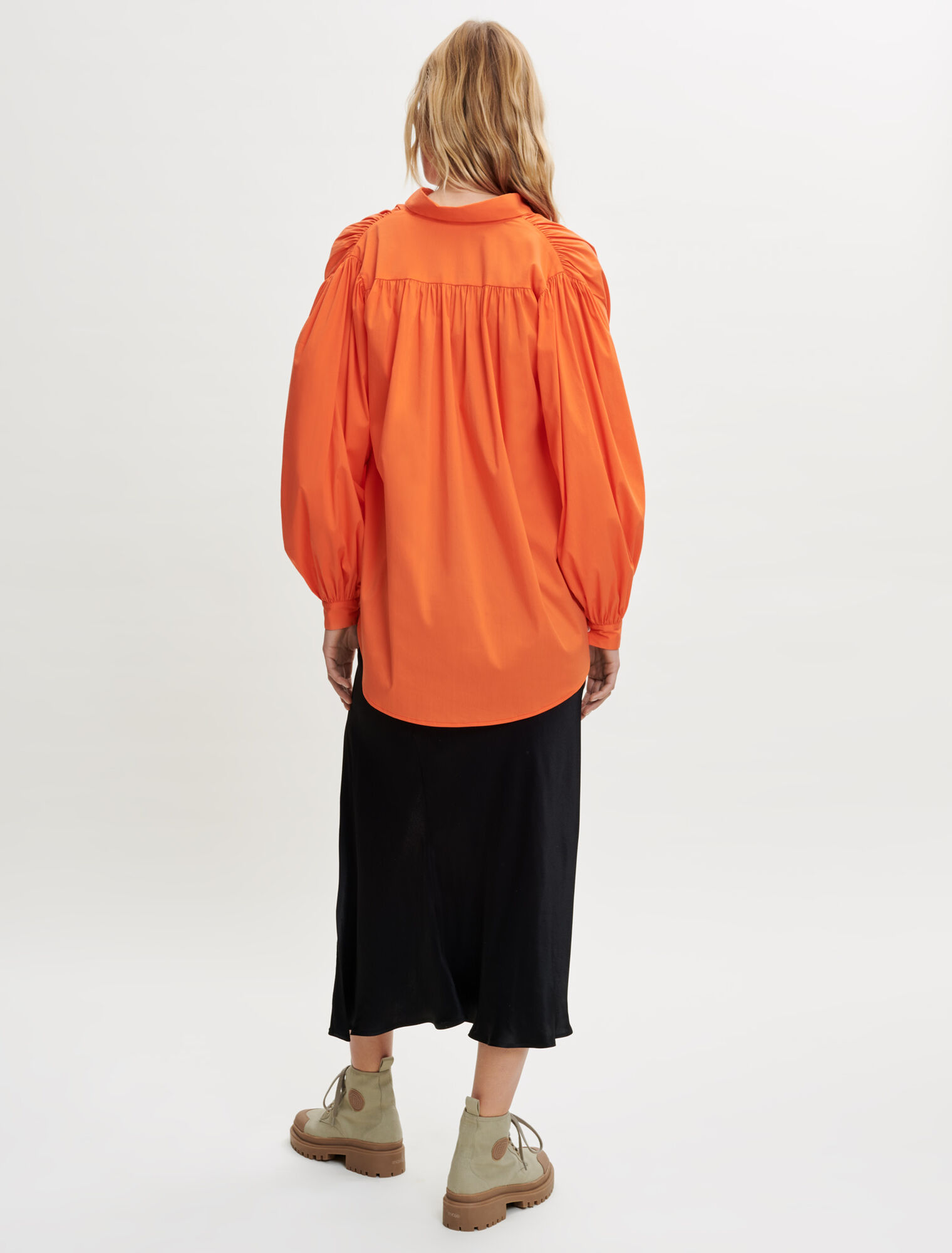 Satin split skirt