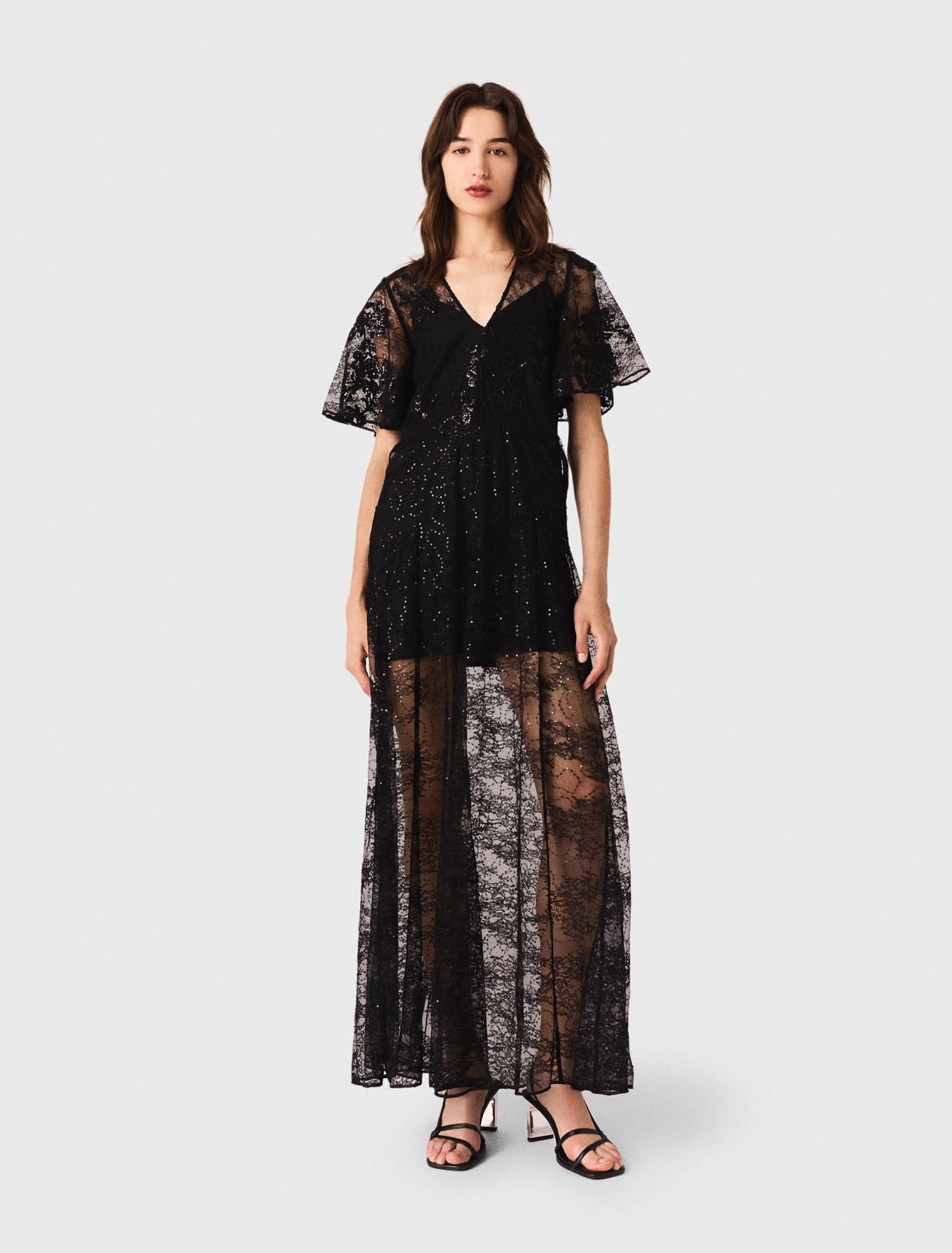 Robe longue en dentelle Robe longue en dentelle
