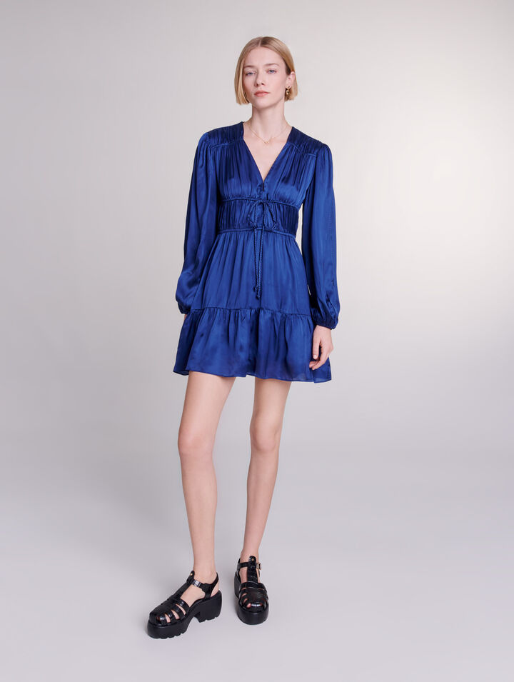 Robe courte satinée