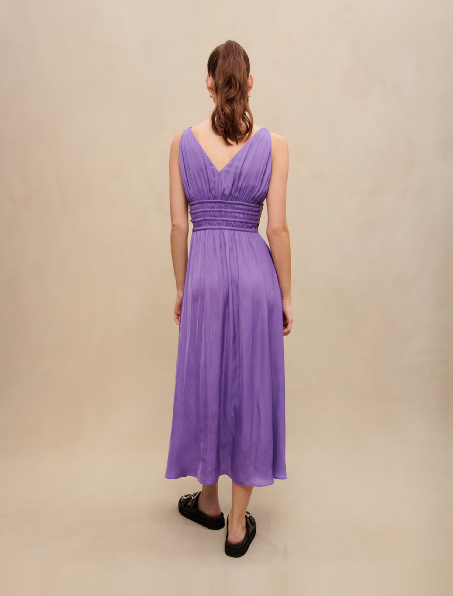 Robe longue satinée