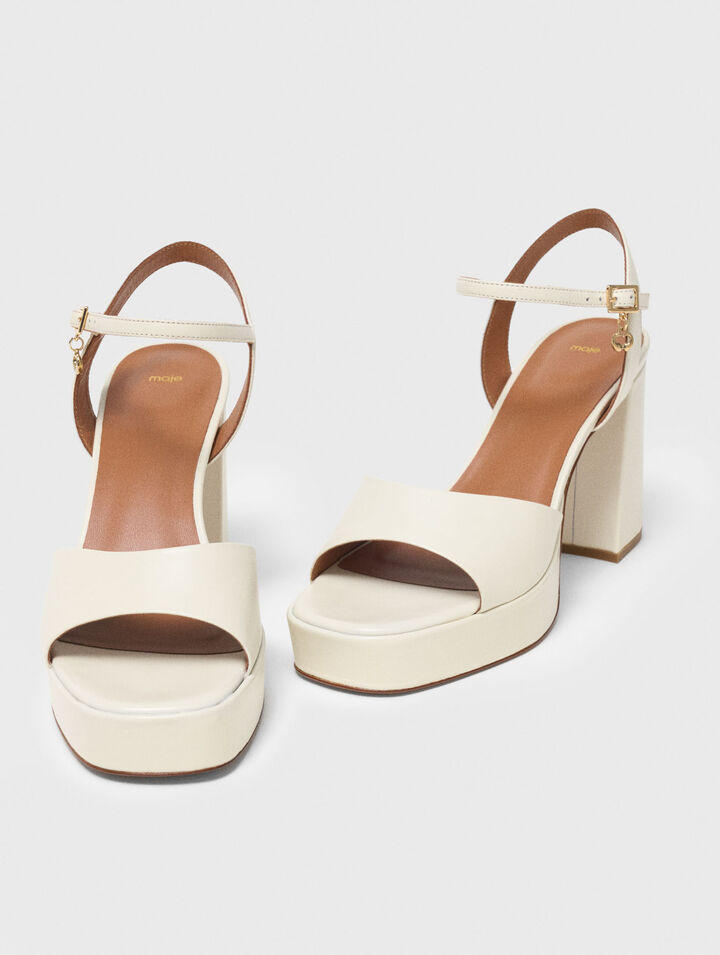 Sandales en cuir &agrave; plateforme