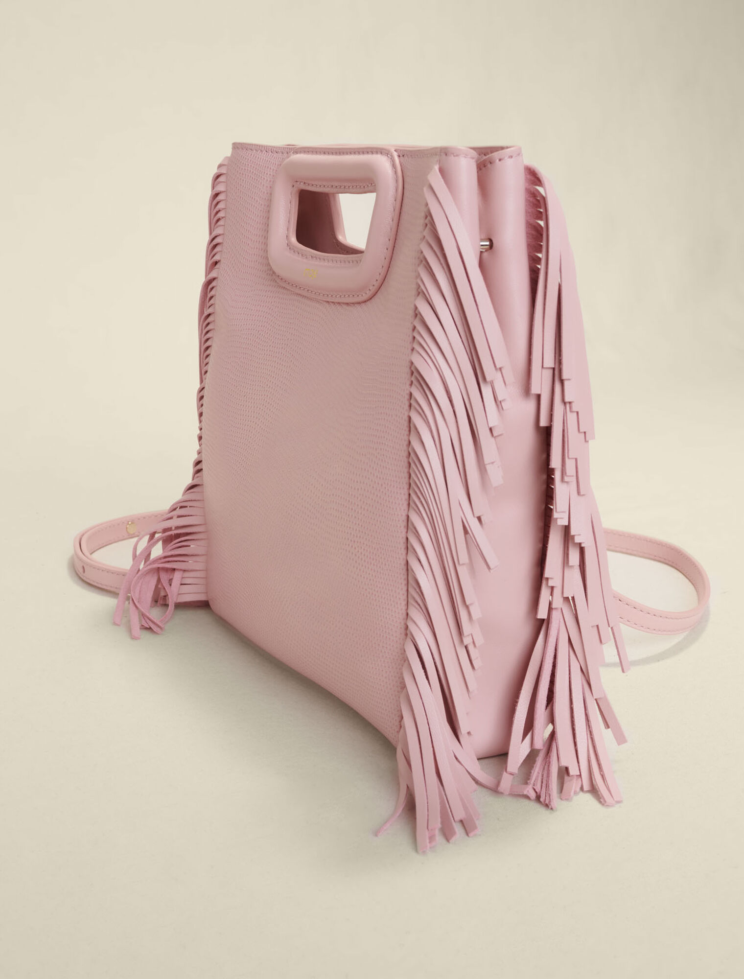 Lizard effect embossed leather M