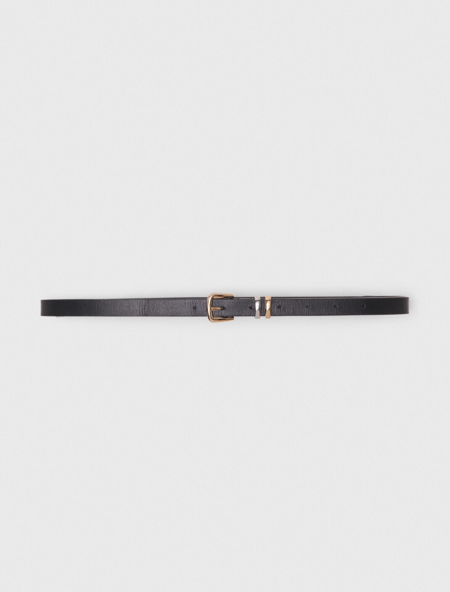 Ceinture fine et boucle carrée
