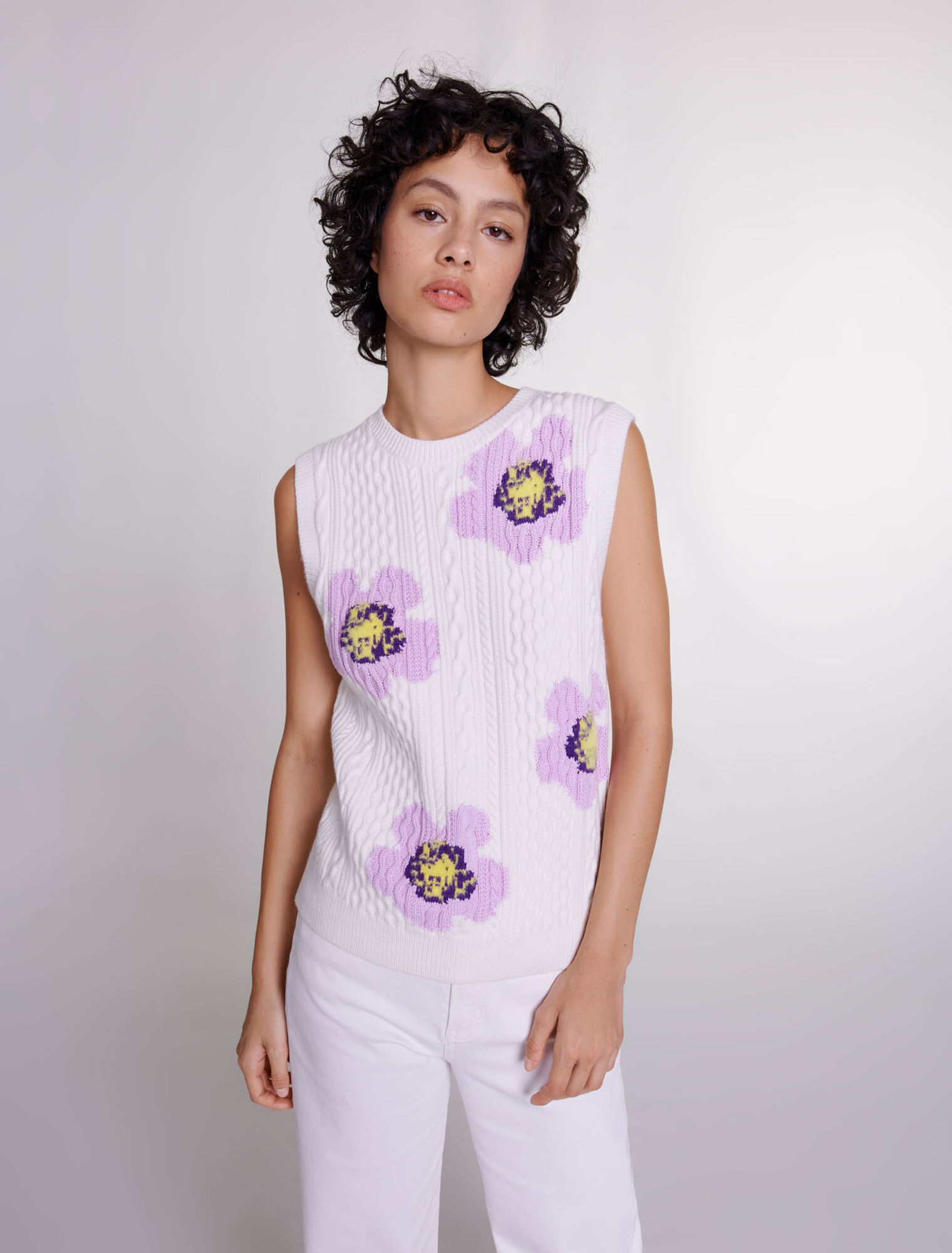 Floral sleeveless jumper