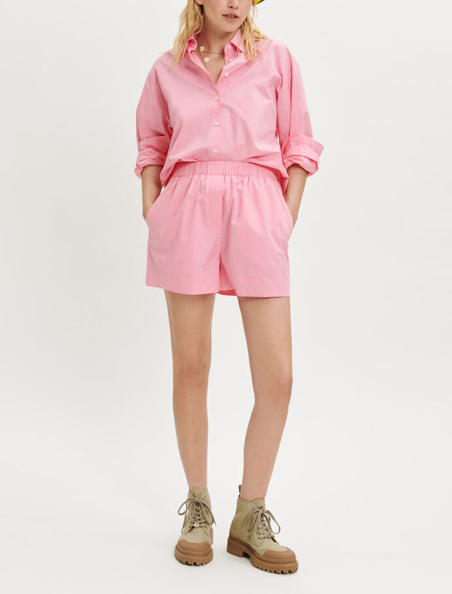 Chemise en popeline brodée
