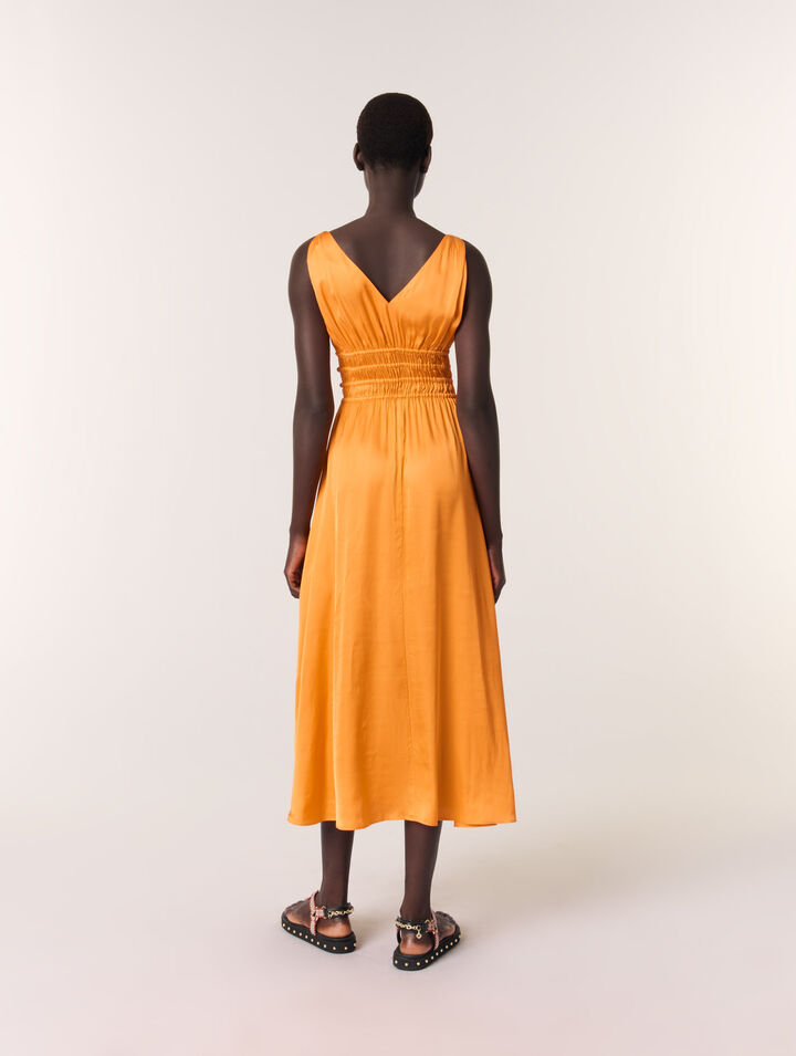 Robe longue satinée