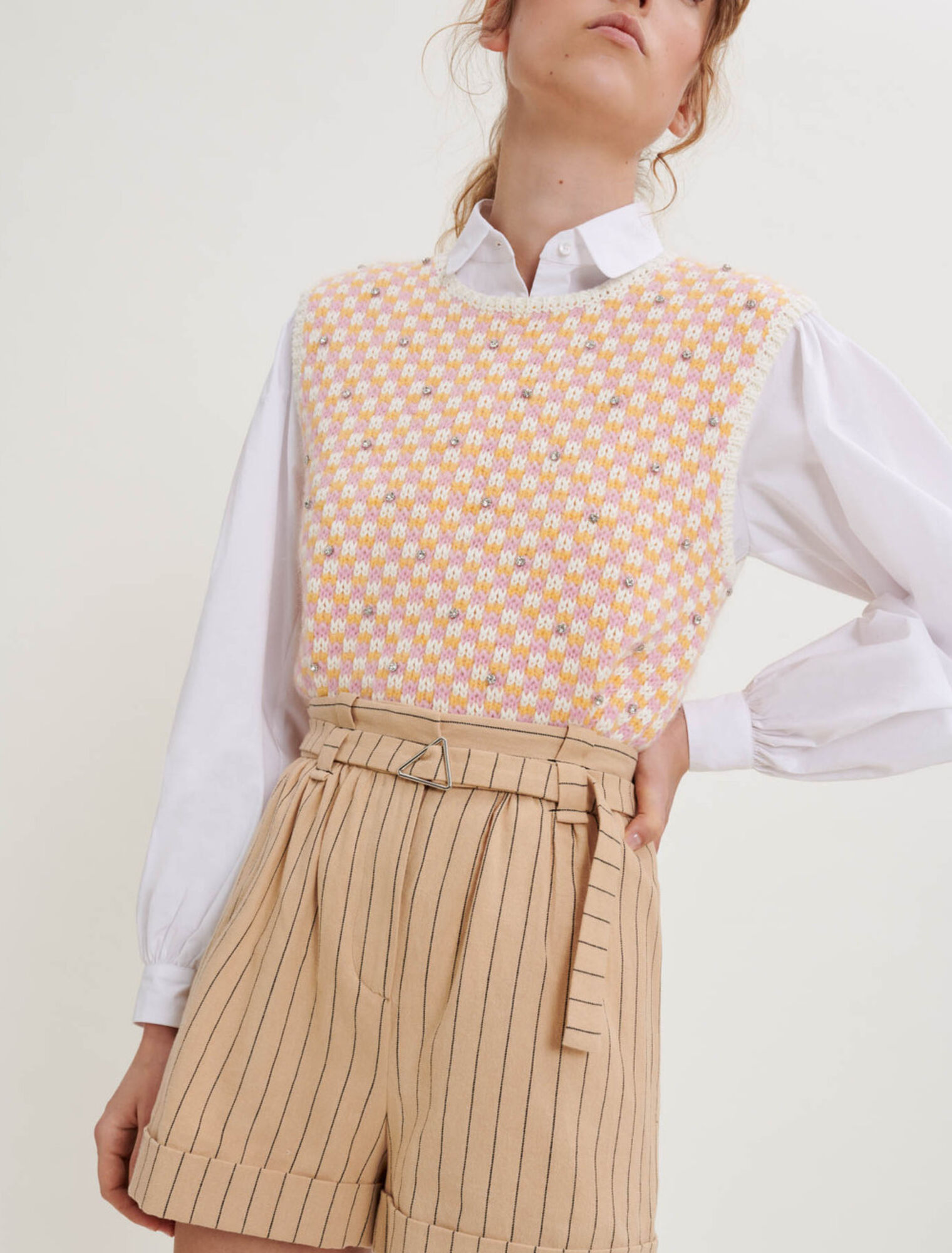 Short à rayures ceinturé