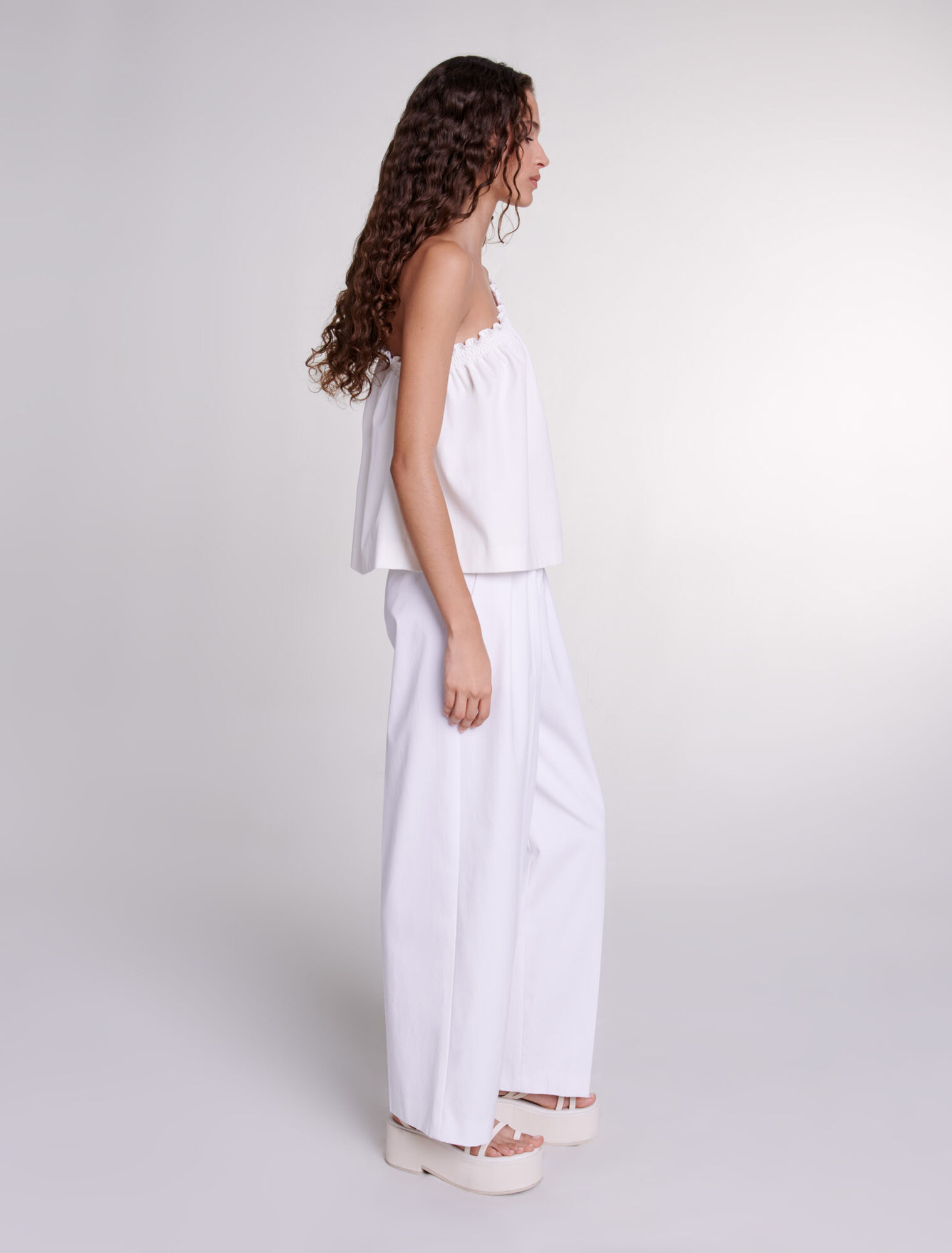Wide-leg trousers