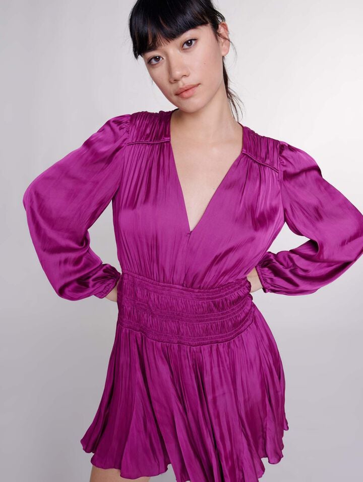 Robe courte satinée