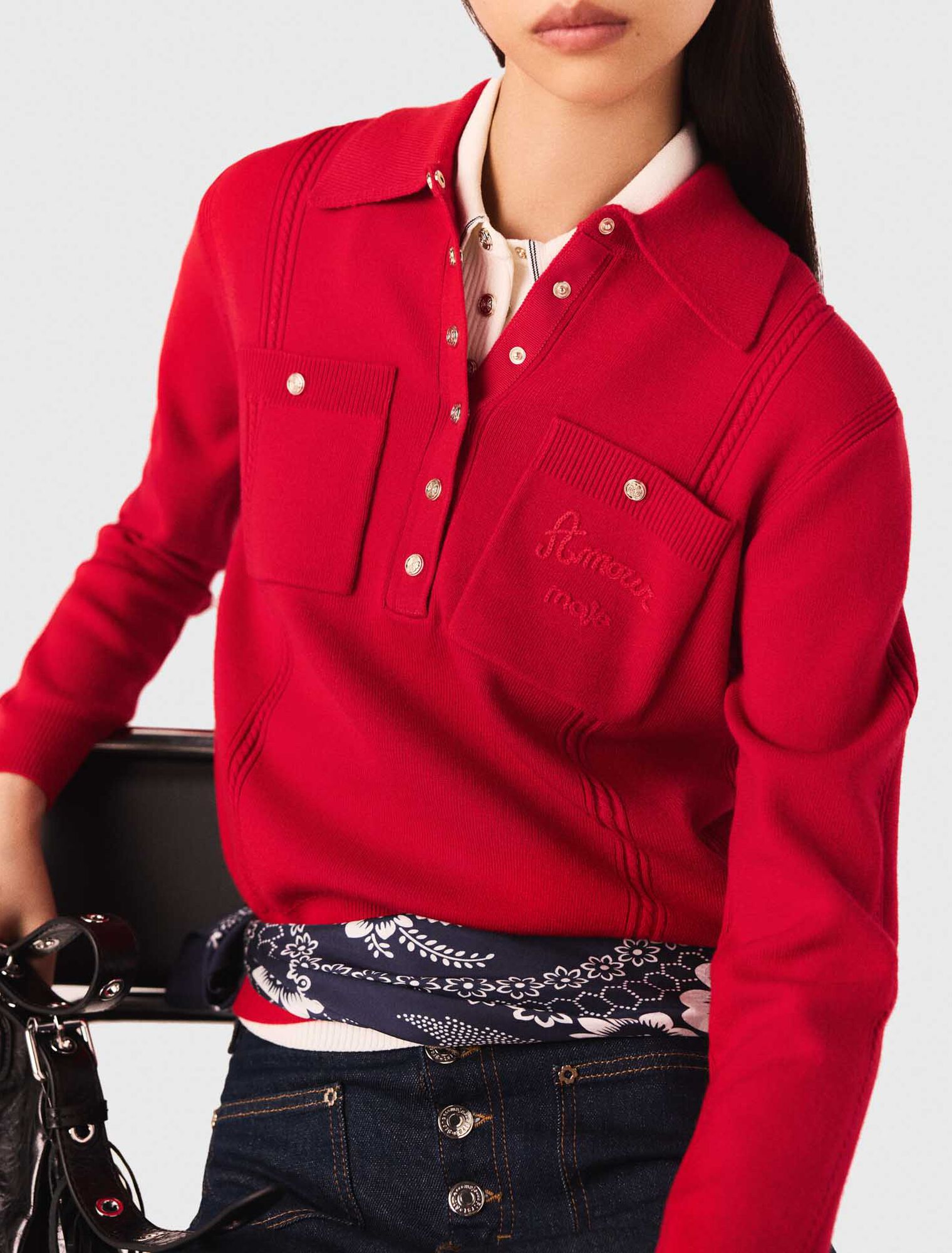 Polo collar sweater with embroidery