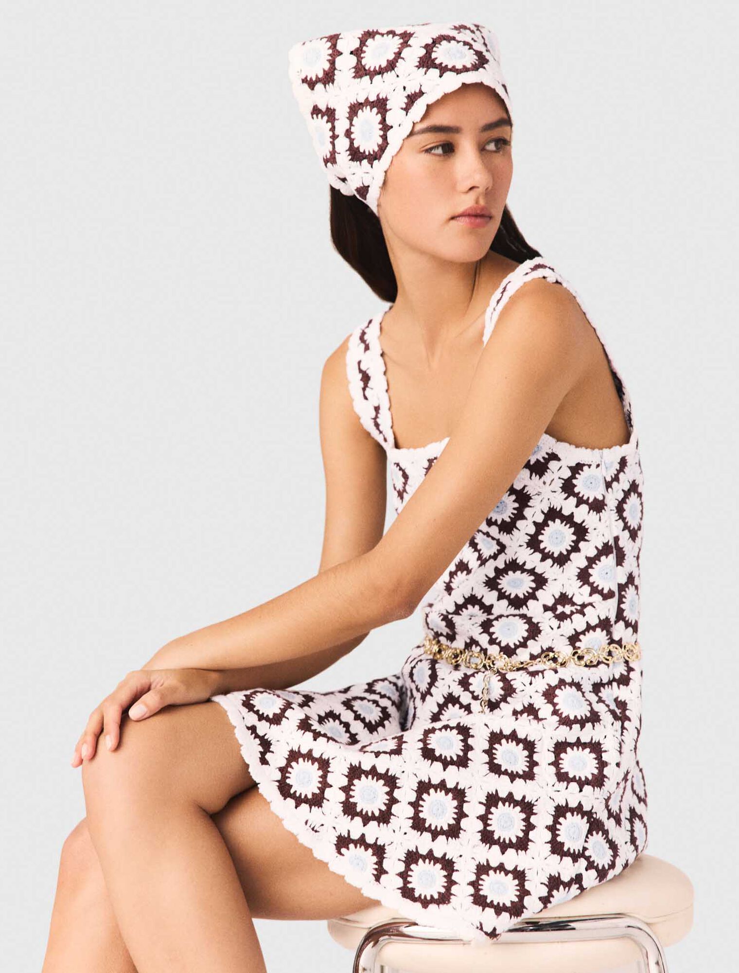 Robe en crochet &agrave; motif floral