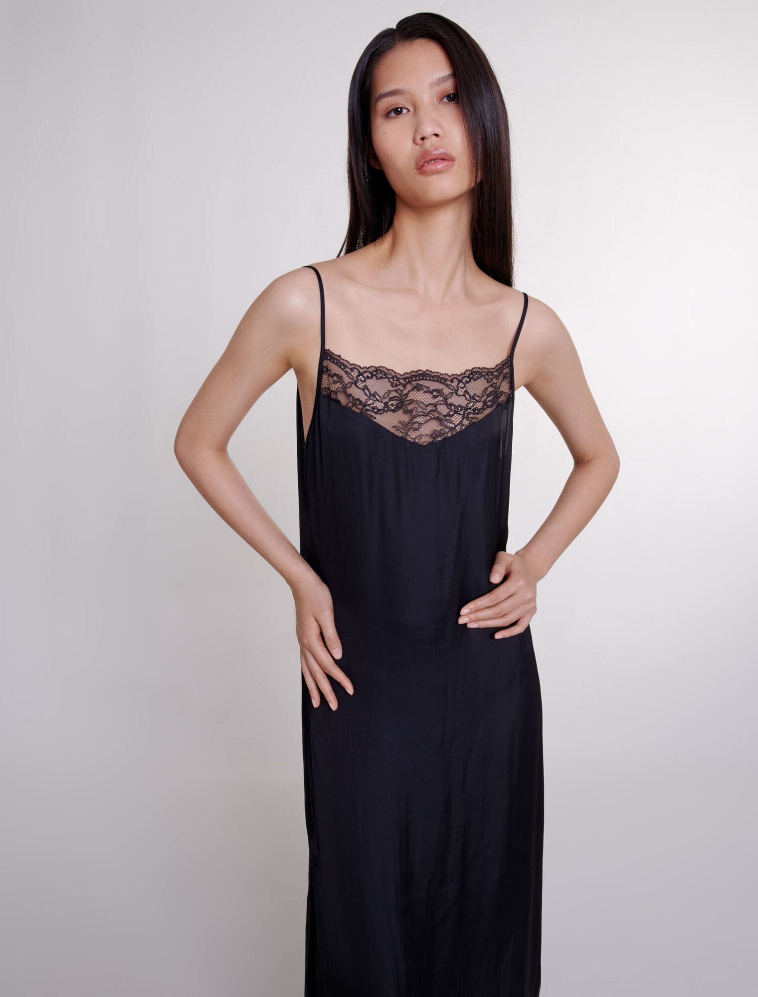 Robe longue en satin