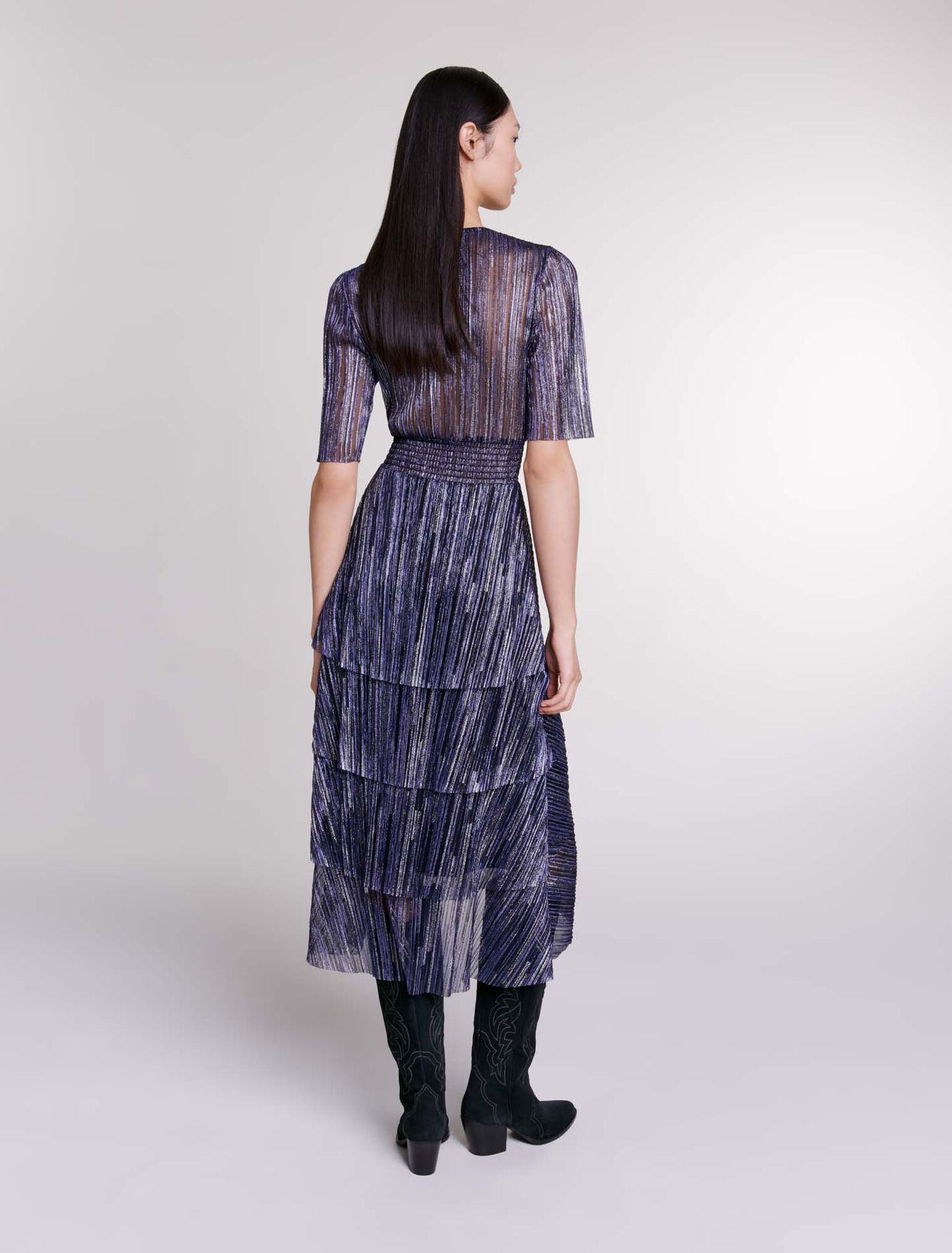 Robe lamée à volants
