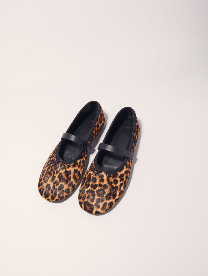 Ballerine en cuir effet léopard