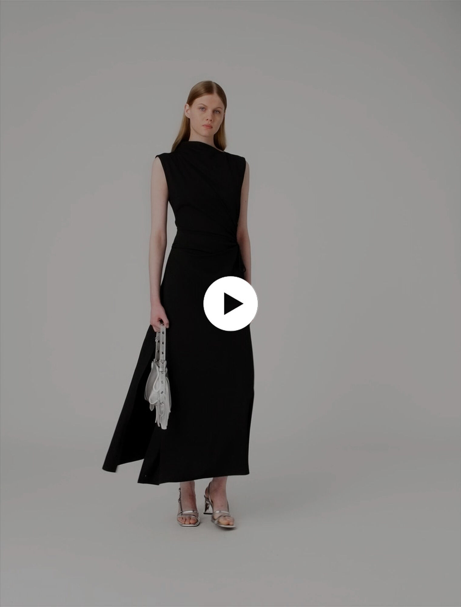 Robe maxi avec taille découpée