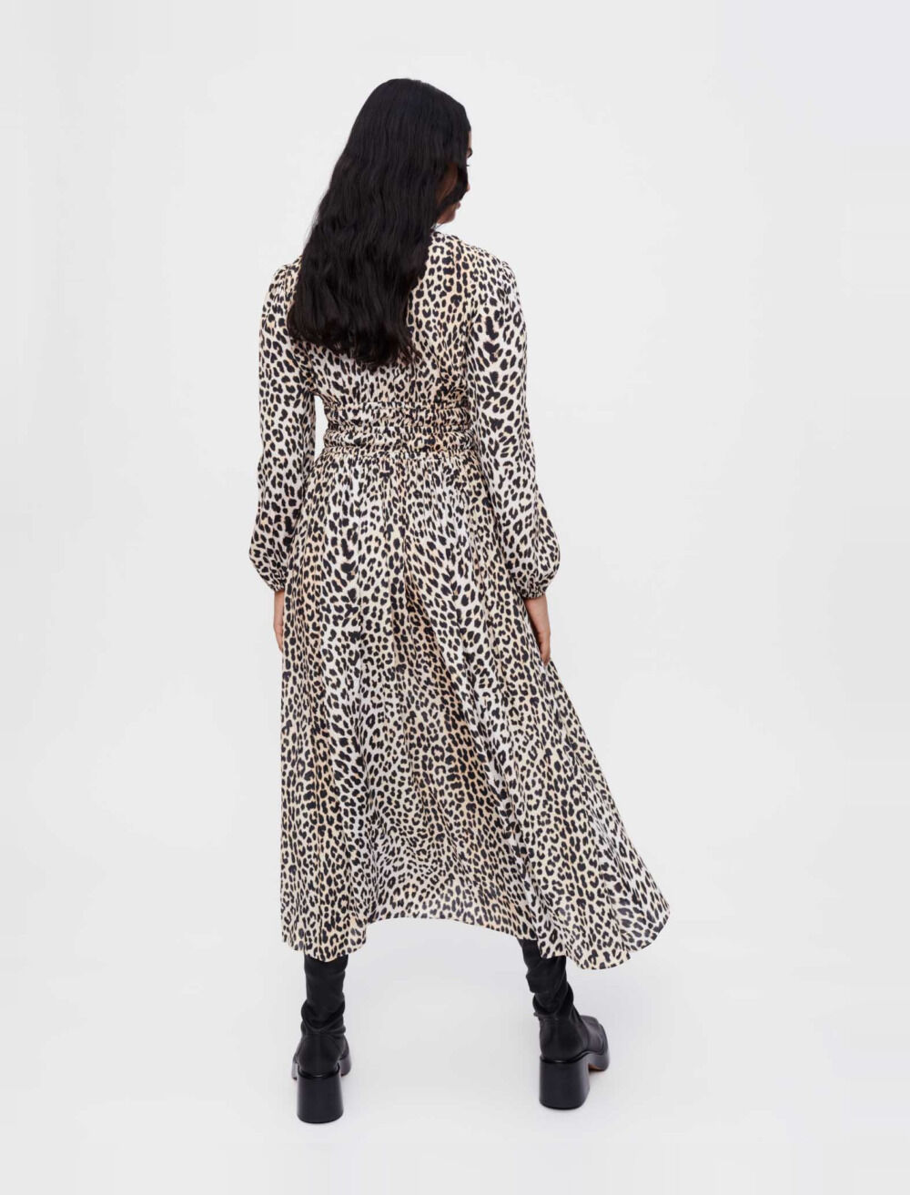 Robe longue en viscose a motif leopard