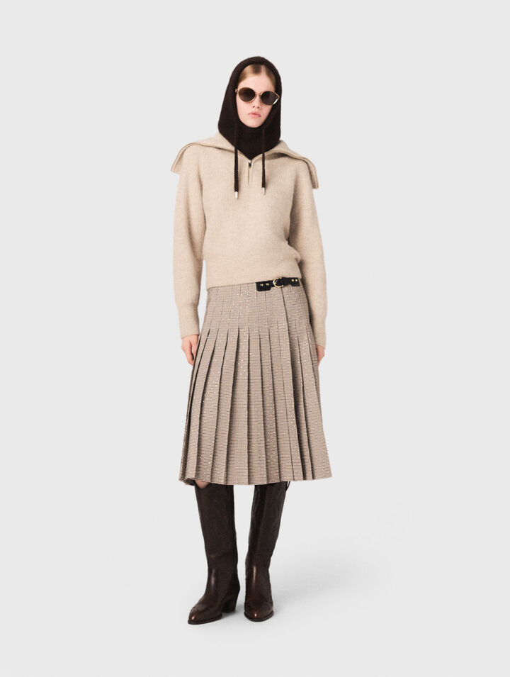 Pull strassé avec col demi-zip