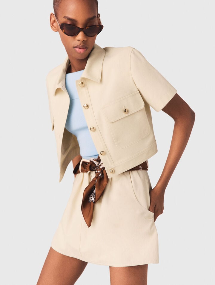 Short-sleeved cropped jacket