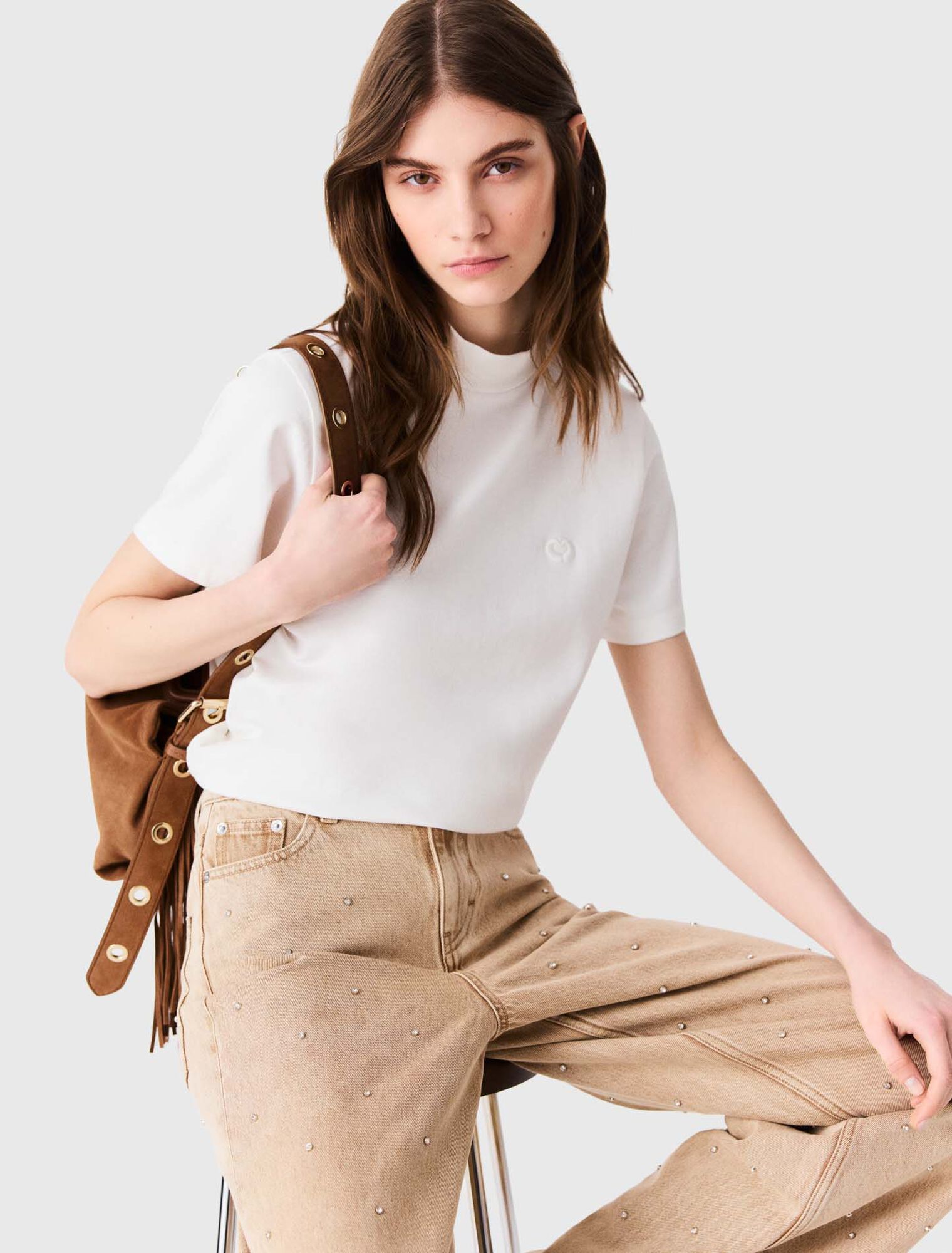T-shirt with back zip
