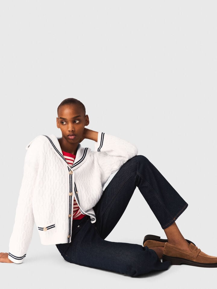 Denim jeans with pockets