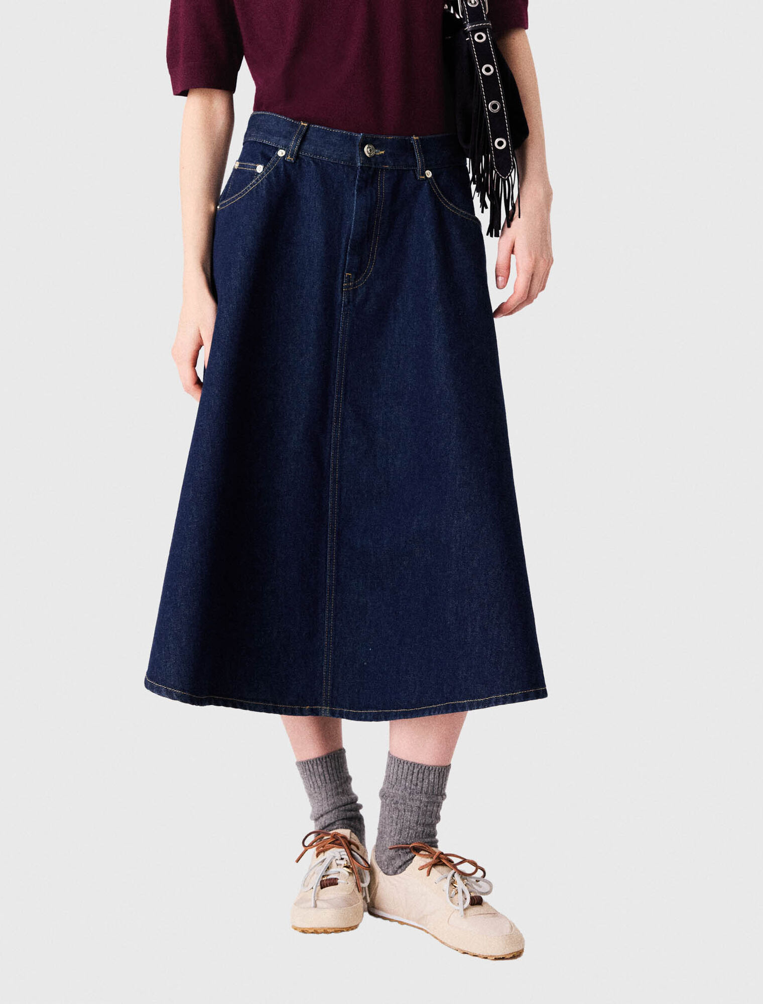Jupe &eacute;vas&eacute;e en denim mi-longue