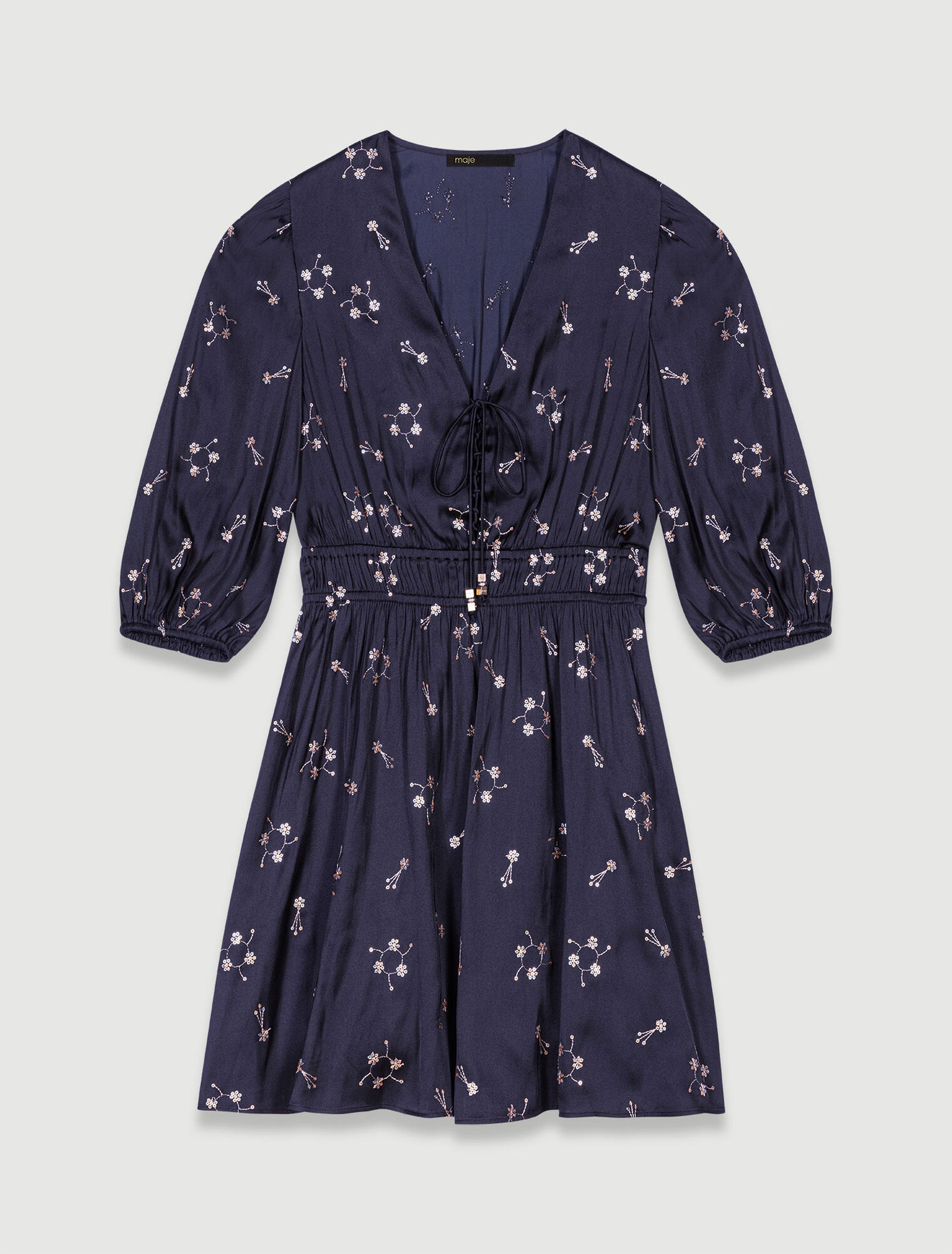Robe courte brodée à sequins