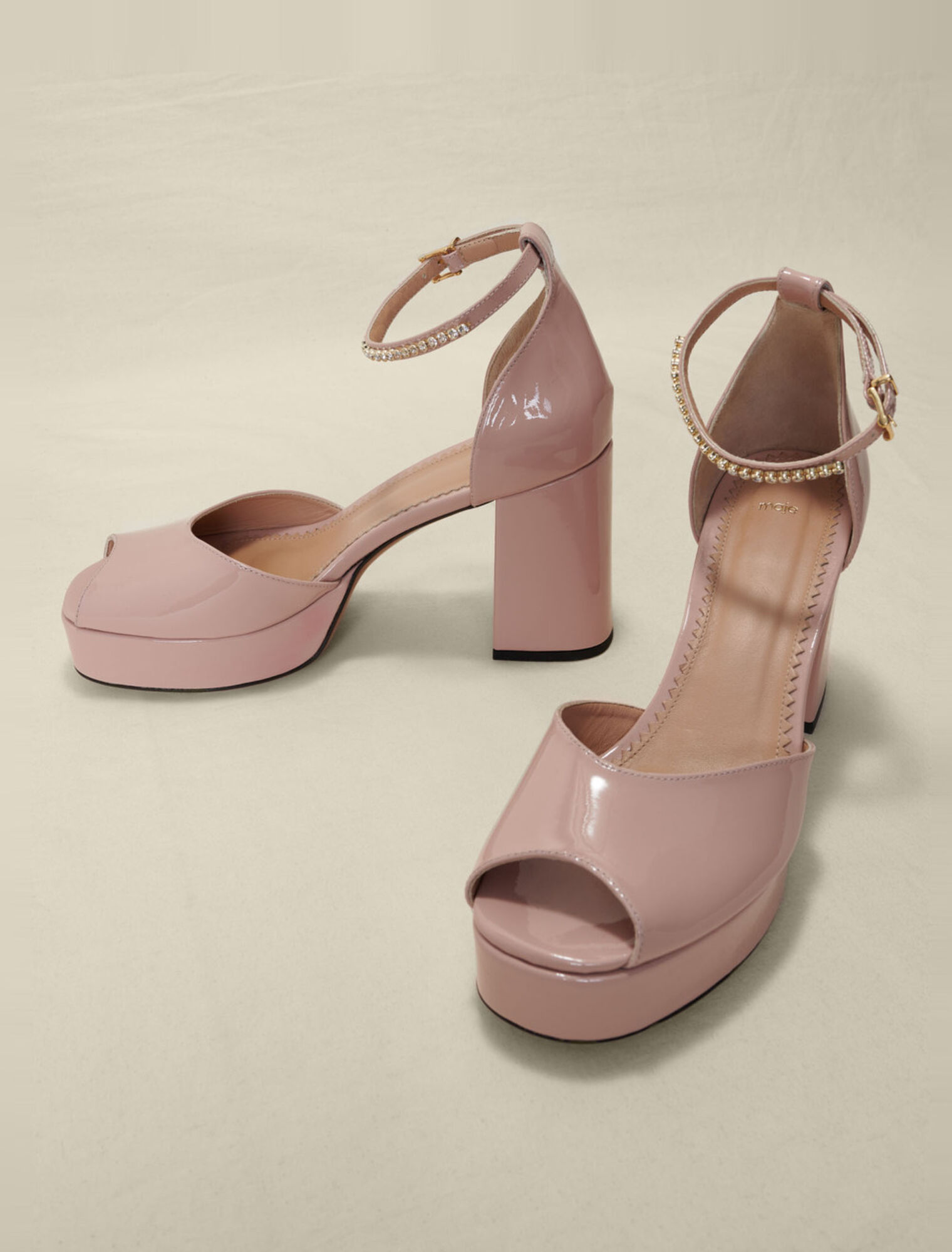 Sandales à talon en cuir vernis
