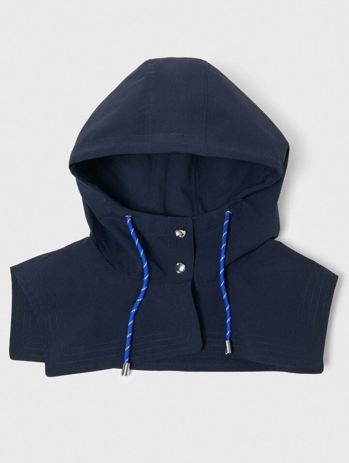 Capuche imperm&eacute;able avec cordons