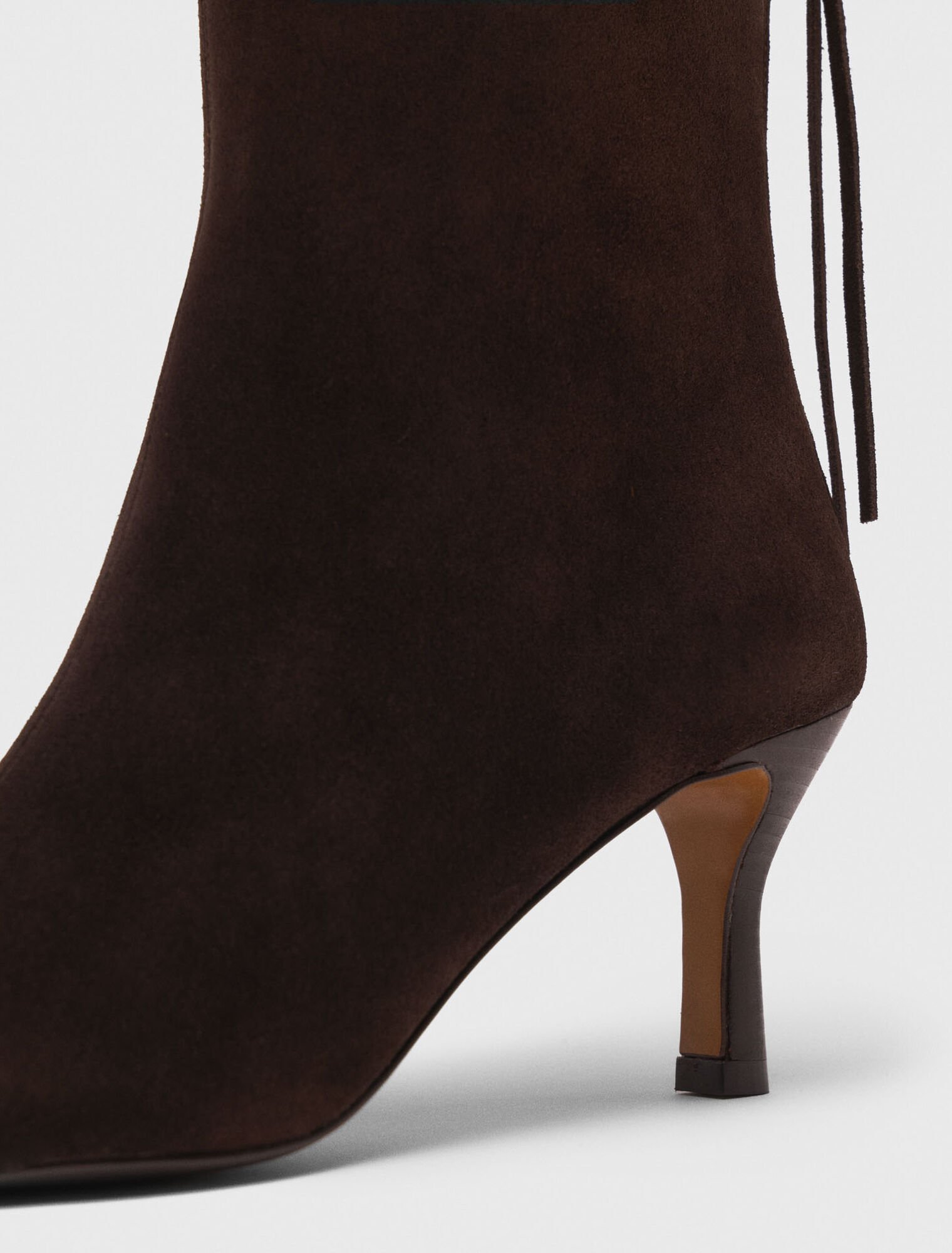 Zipped suede ankle boots