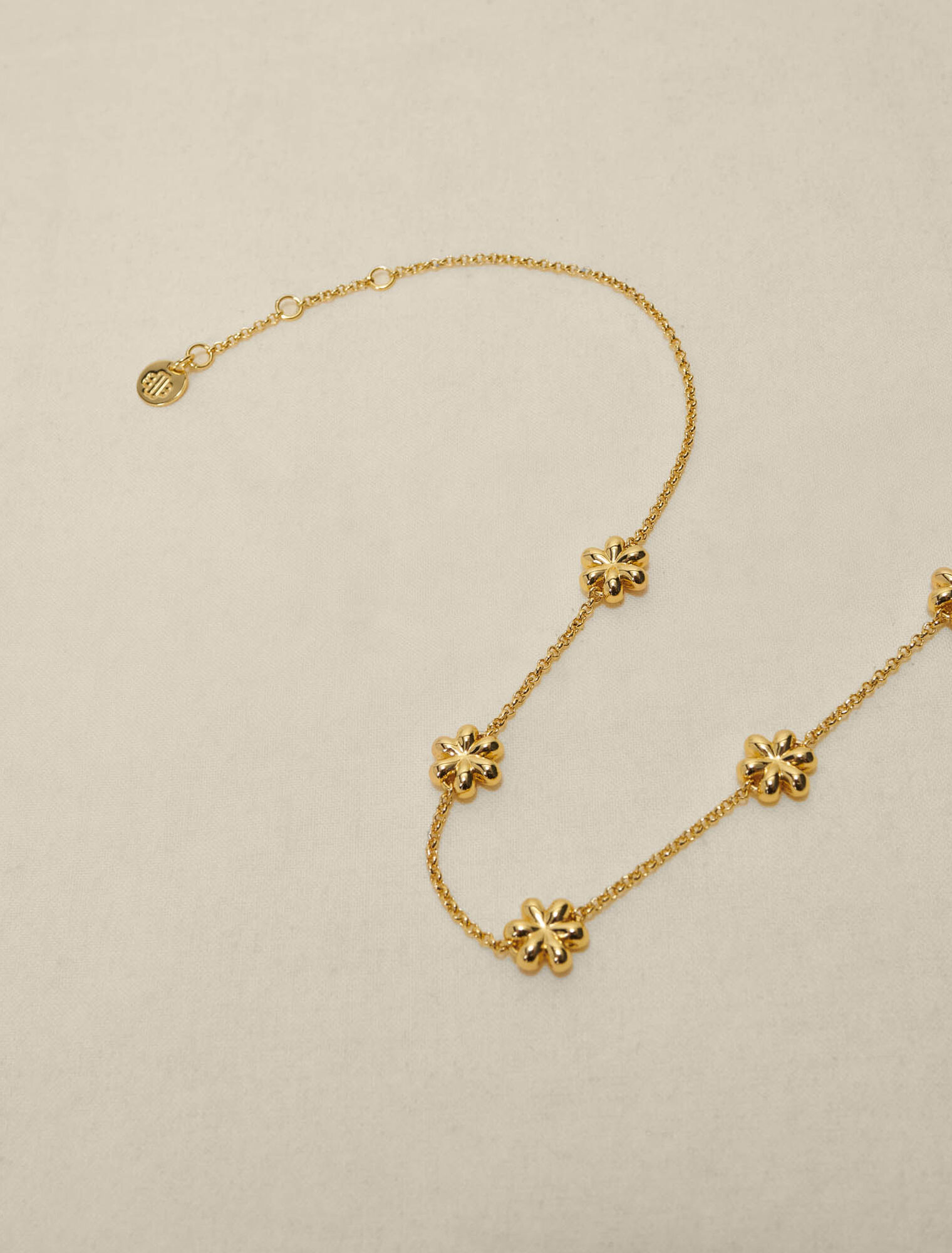 Flower chain necklace