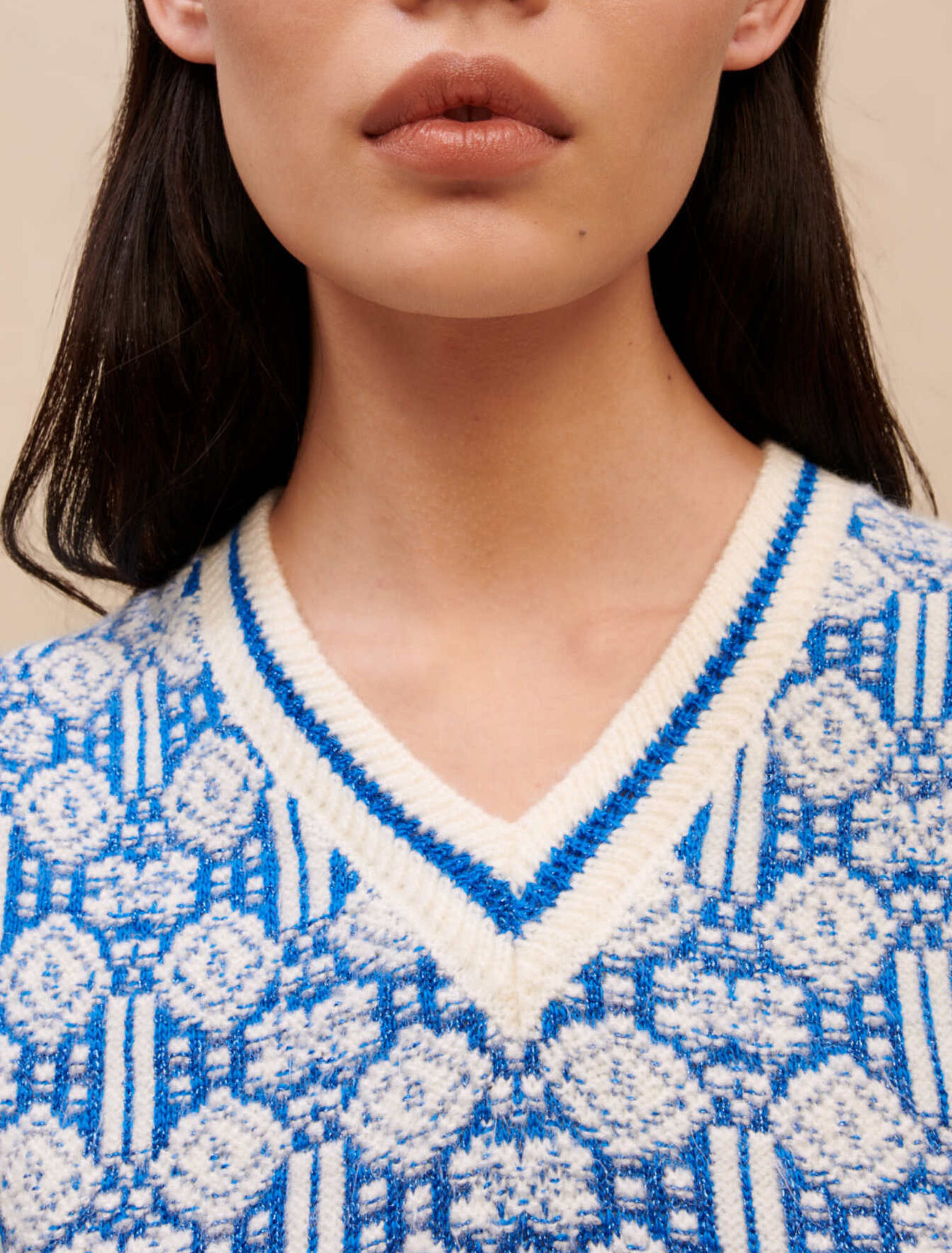Sleeveless jacquard sweater
