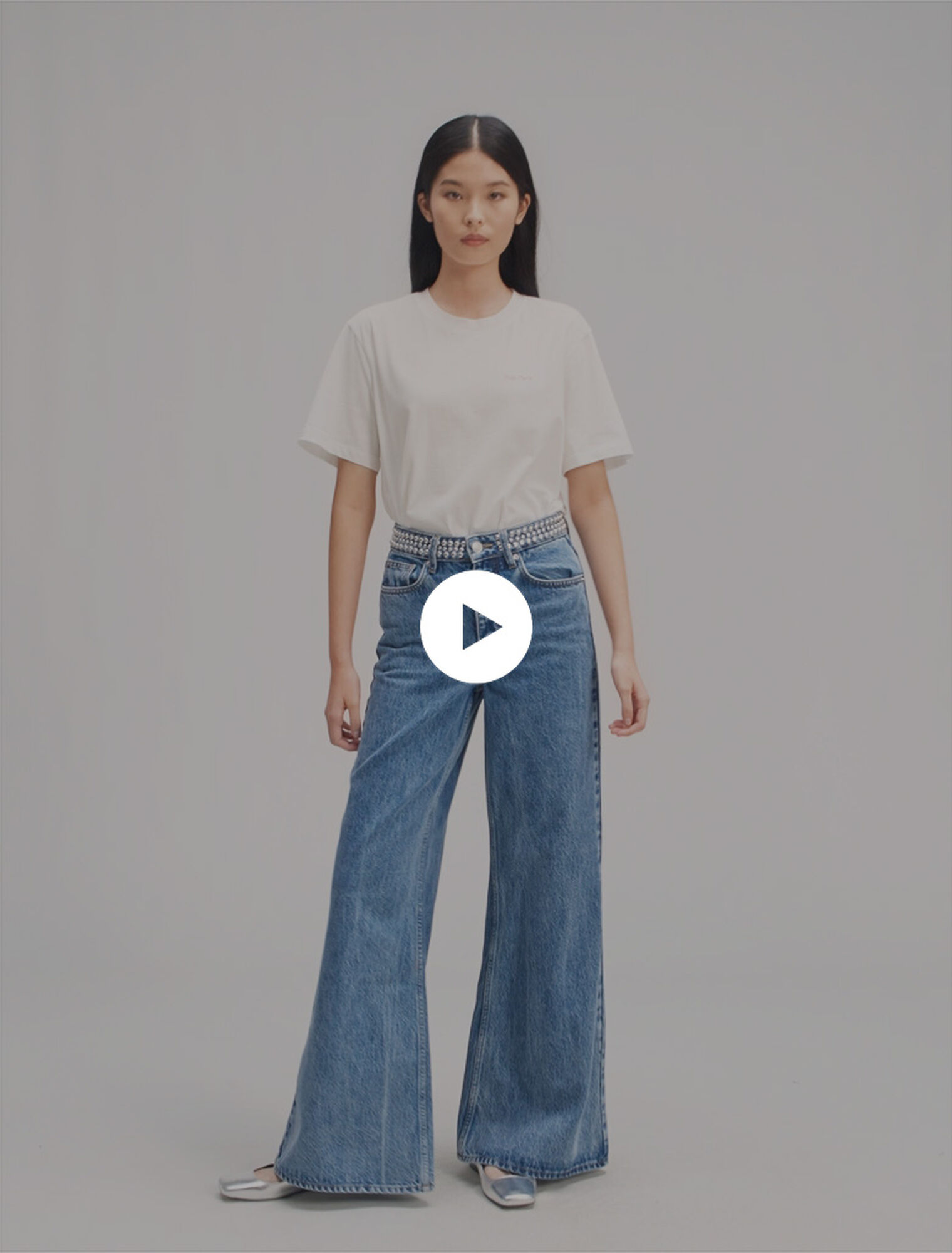 Jean flare à ceinture studée