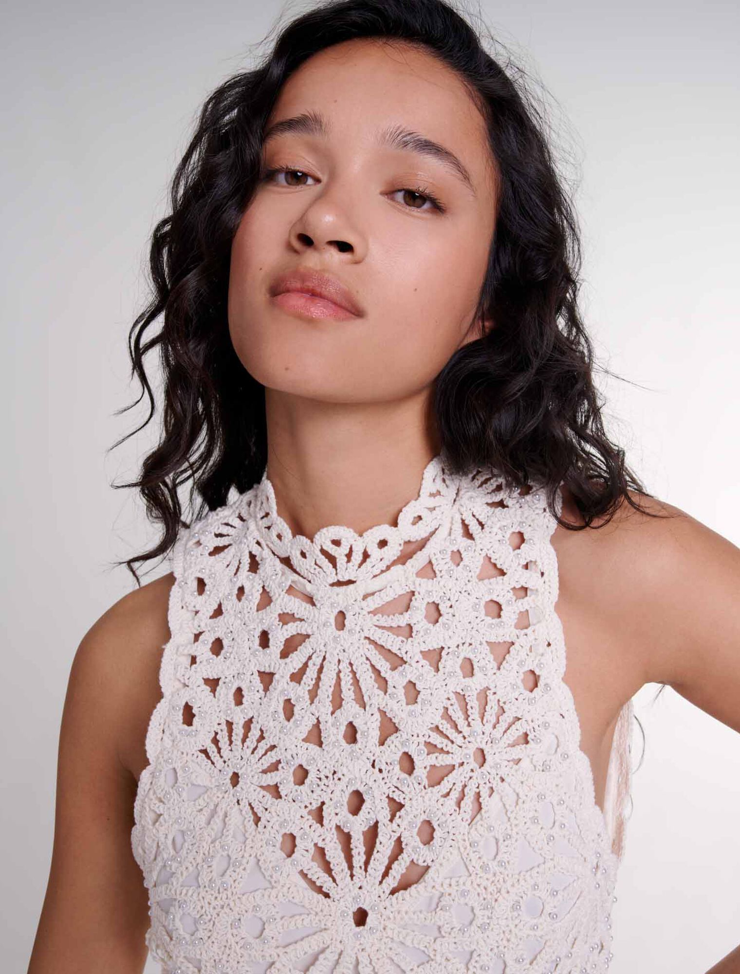 Robe longue en crochet perlé