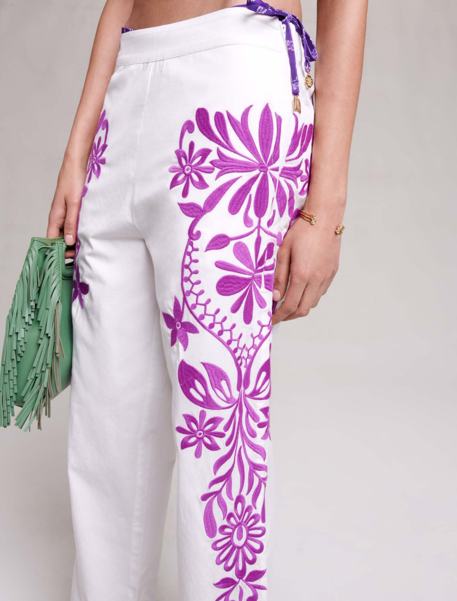 Pantalon large brodé