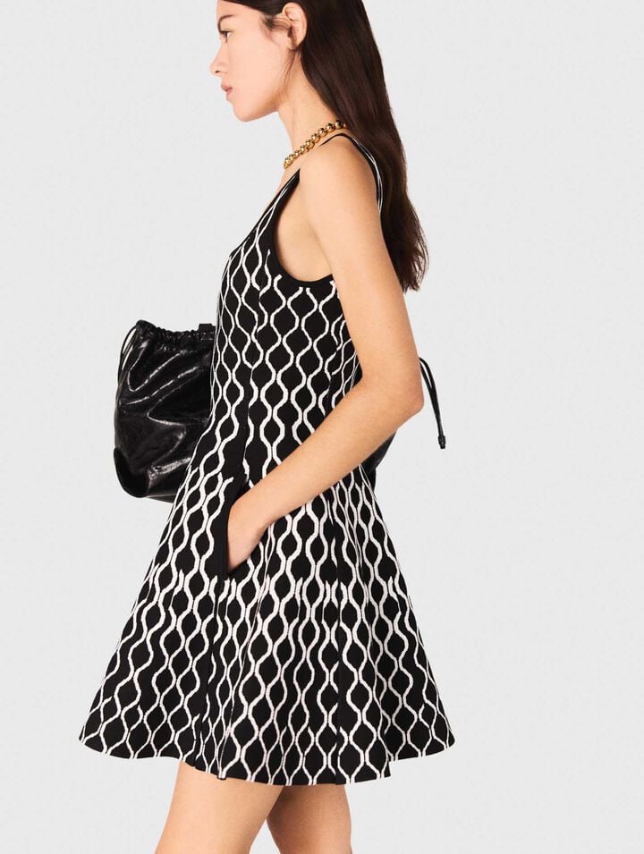Short patterned knit dress