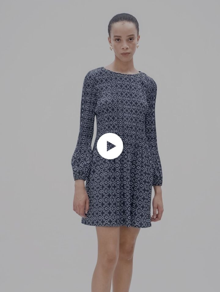 Short Clover motif dress