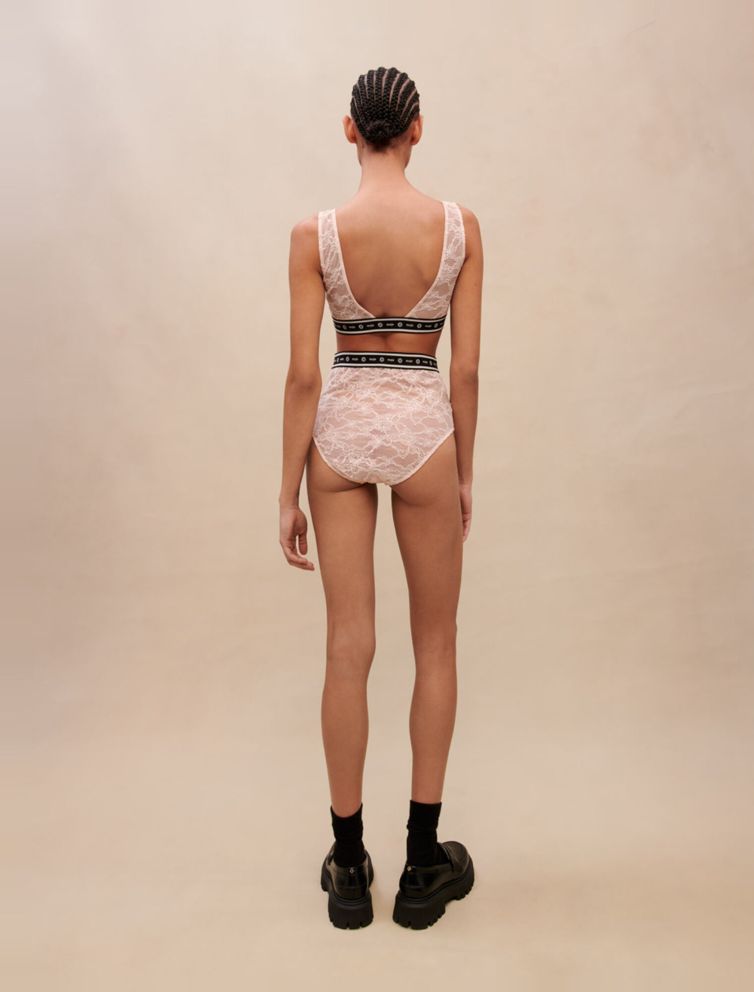 Ensemble de lingerie en dentelle