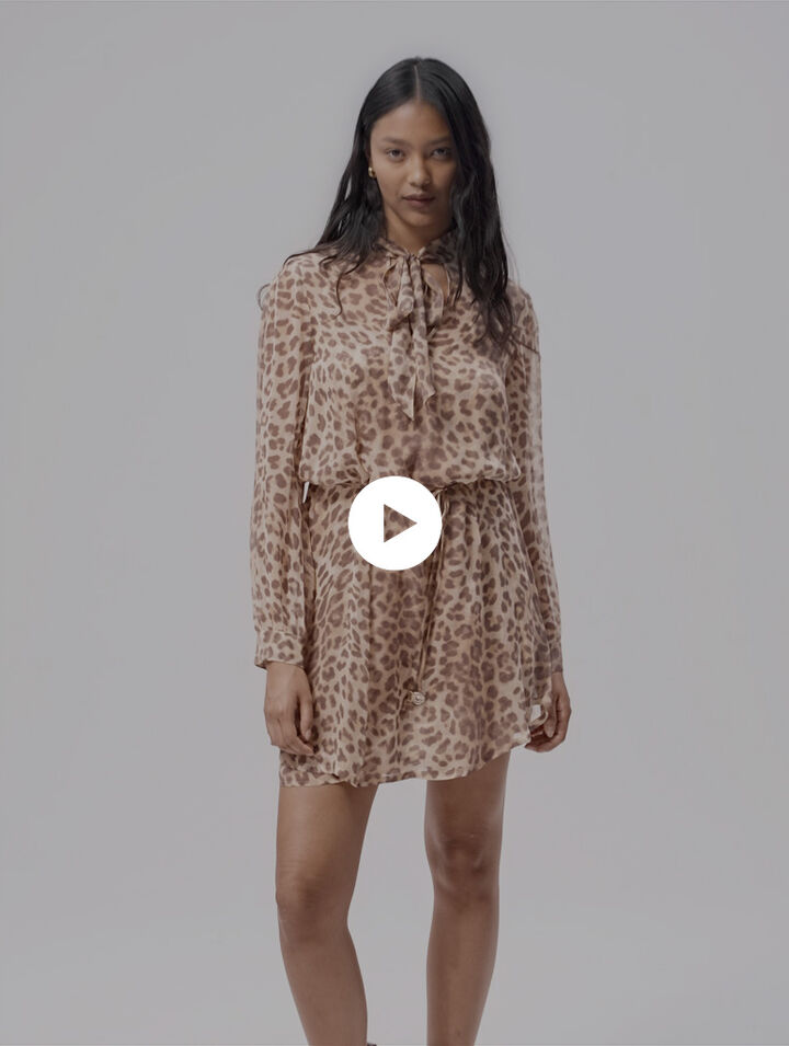 Robe courte imprim&eacute; l&eacute;opard