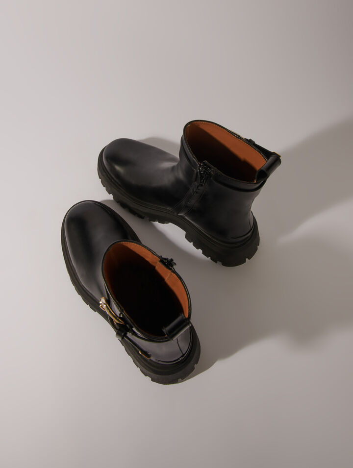 Bottines en cuir &agrave; boucle