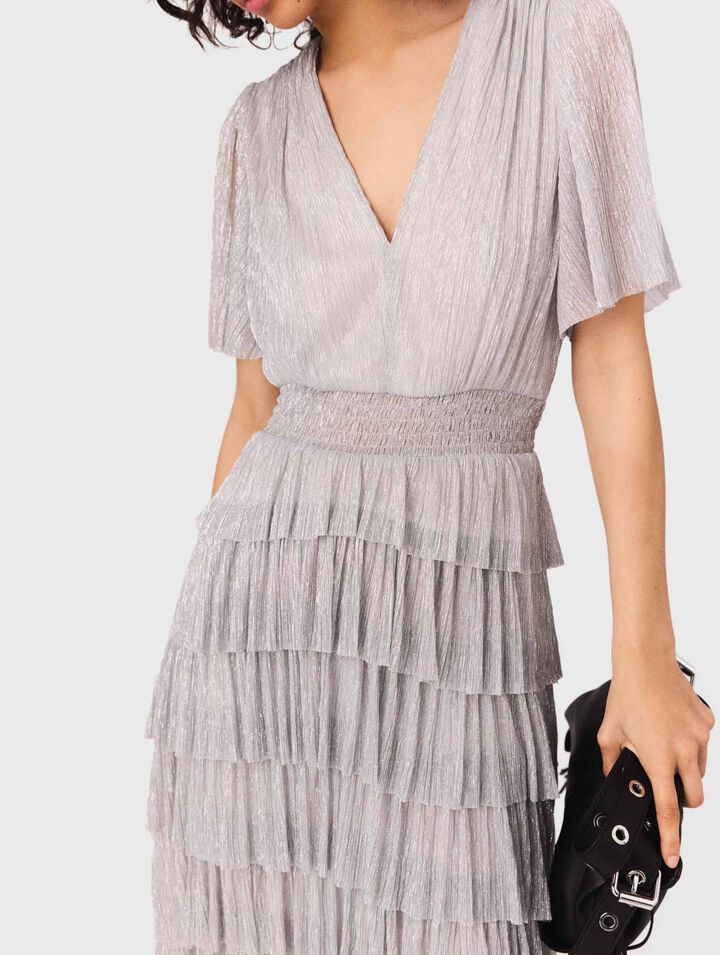 Robe mi-longue à volants métalisée