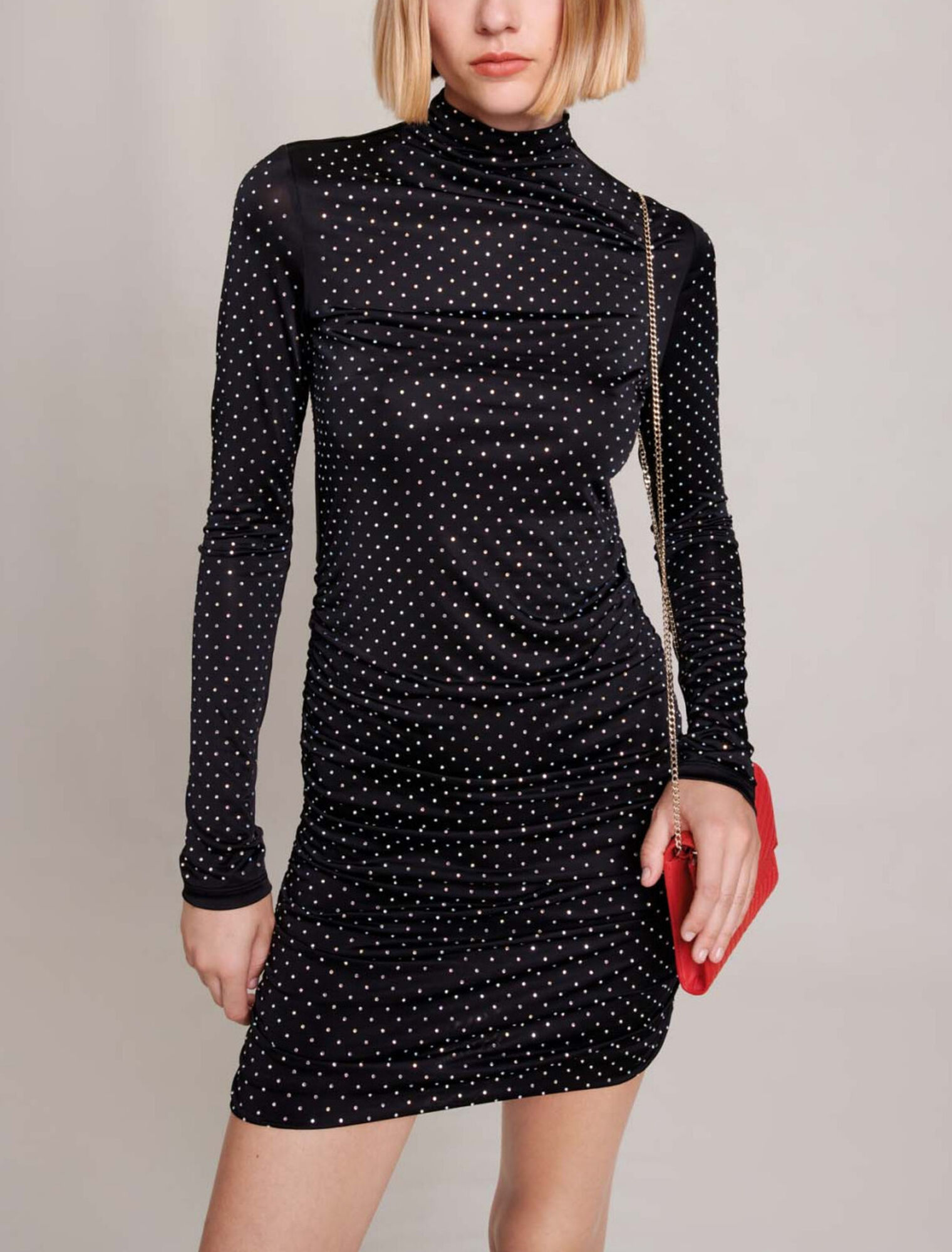 Robe courte strassée