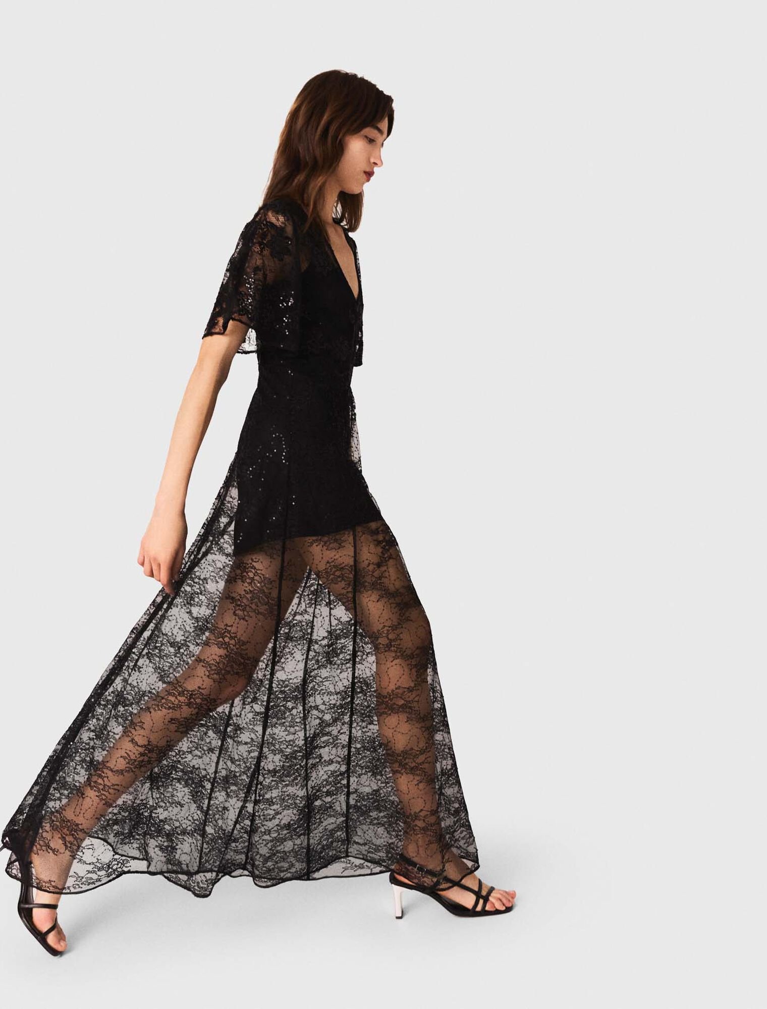 Robe longue en dentelle Robe longue en dentelle