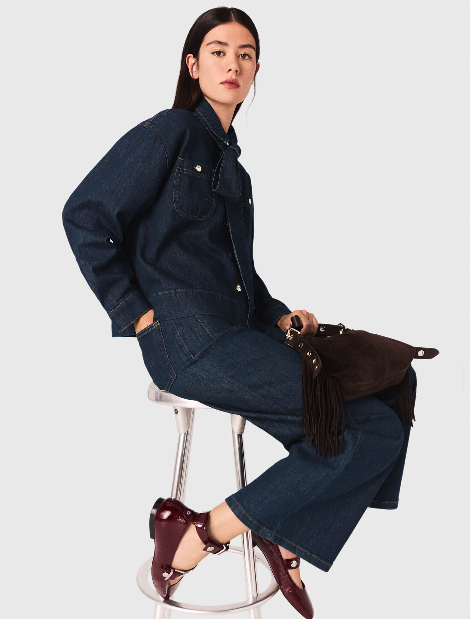 Denim jacket with bow