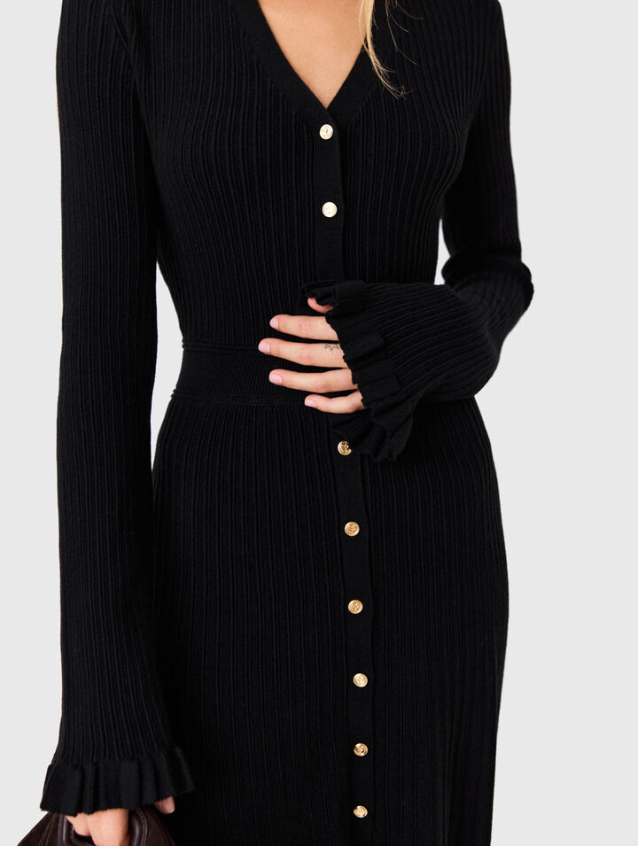 Ruffled knit maxi dress
