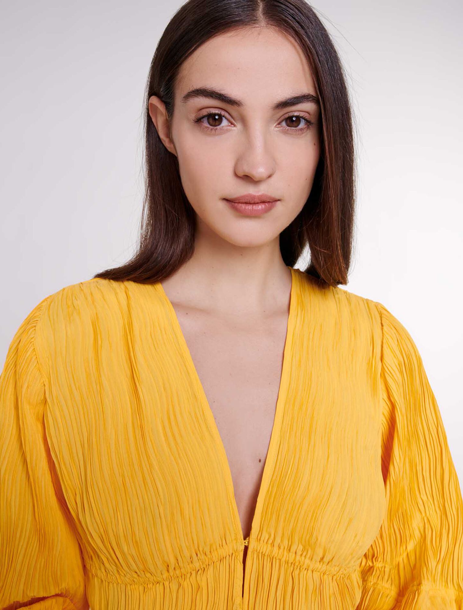 Robe courte froncée