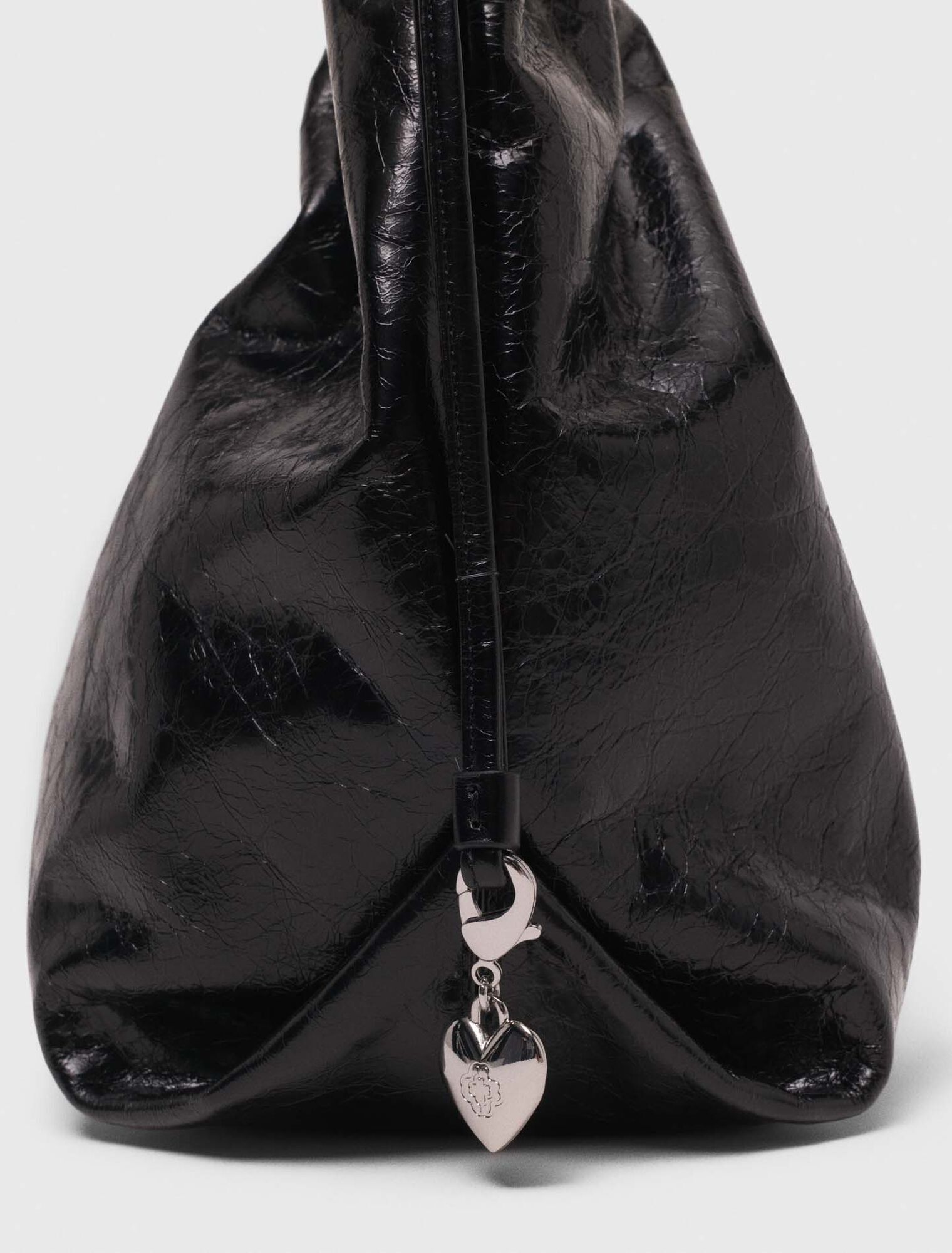 Sac M Tote en cuir craquel&eacute;