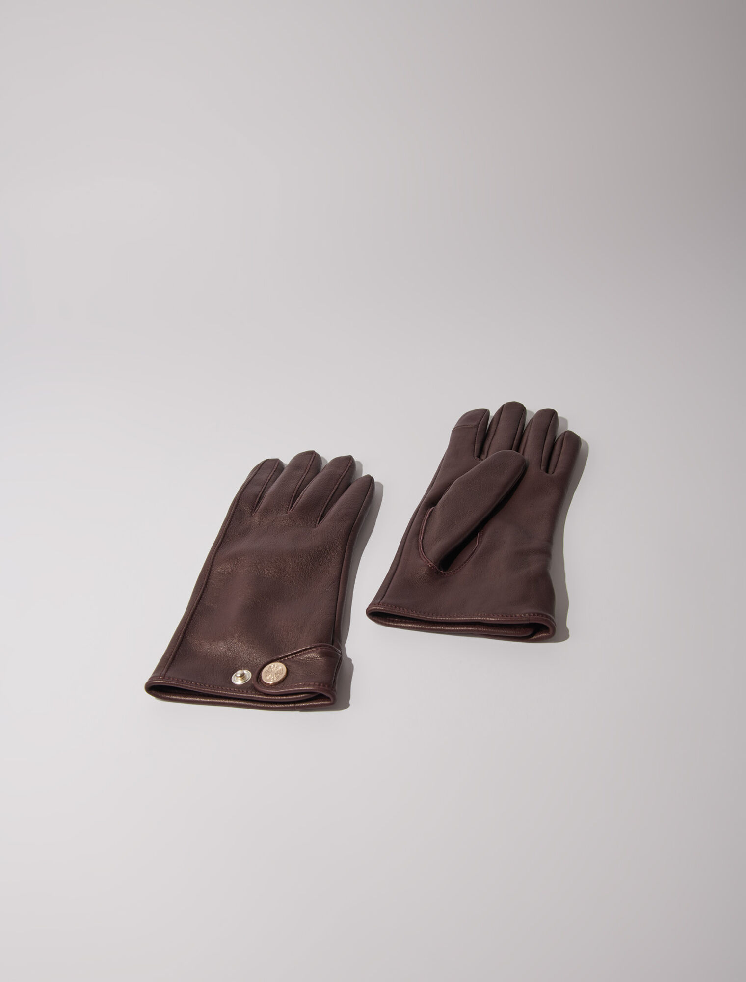 Leather gloves